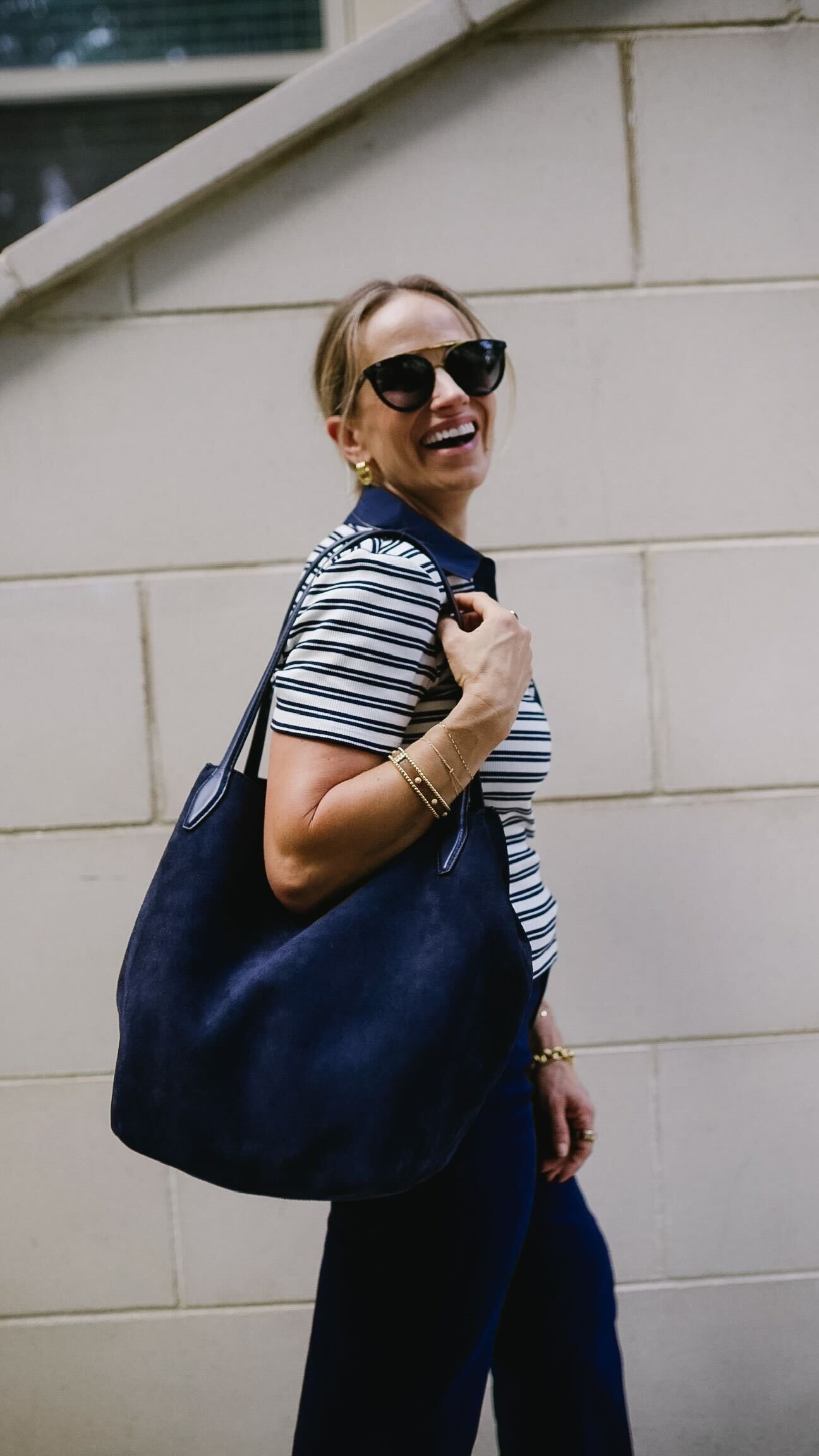 This bag hold everything you could ever need.. which is a lot. 

 #LTKxMadewell #LTKootd #LTKSaleAlert
