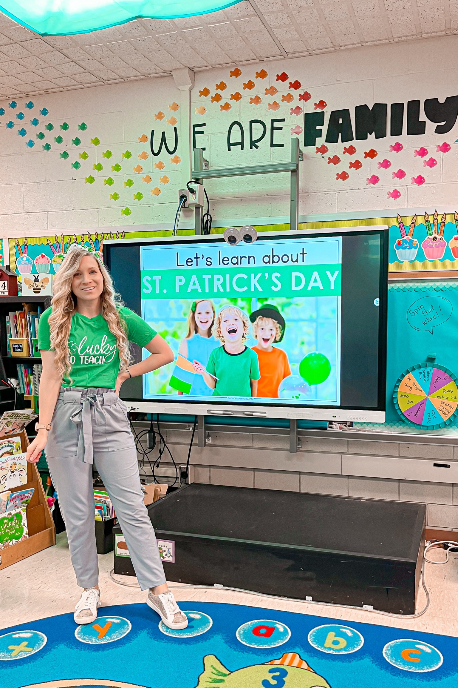 Teacher. St Patrick’s day. Tie waist pants. Amazon. Amazon outfit. Teacher tee. 

#LTKSpringSale #LTKfindsunder50 #LTKworkwear