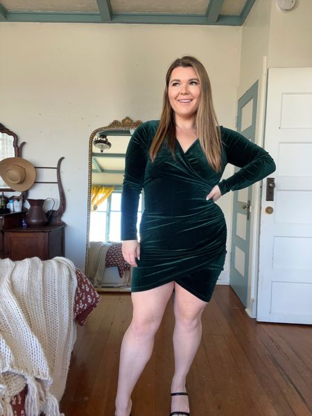 This Amazon came ready to play this holiday season!! The perfect affordable party dress for the holidays and new years. I’m wearing a large!

#LTKSeasonal #LTKunder50 #LTKHoliday