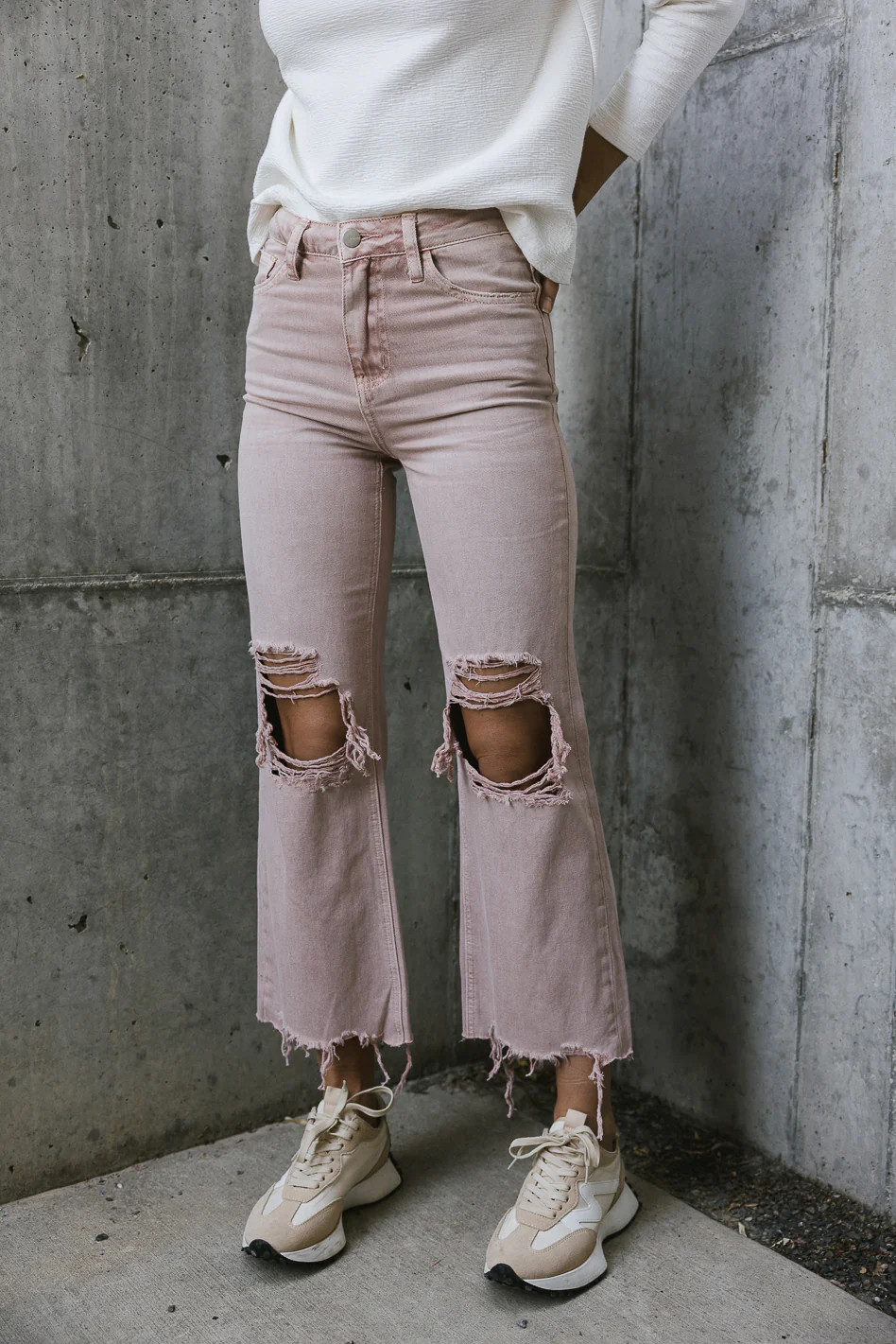 Charlie Distressed Jeans in Rose | Böhme US