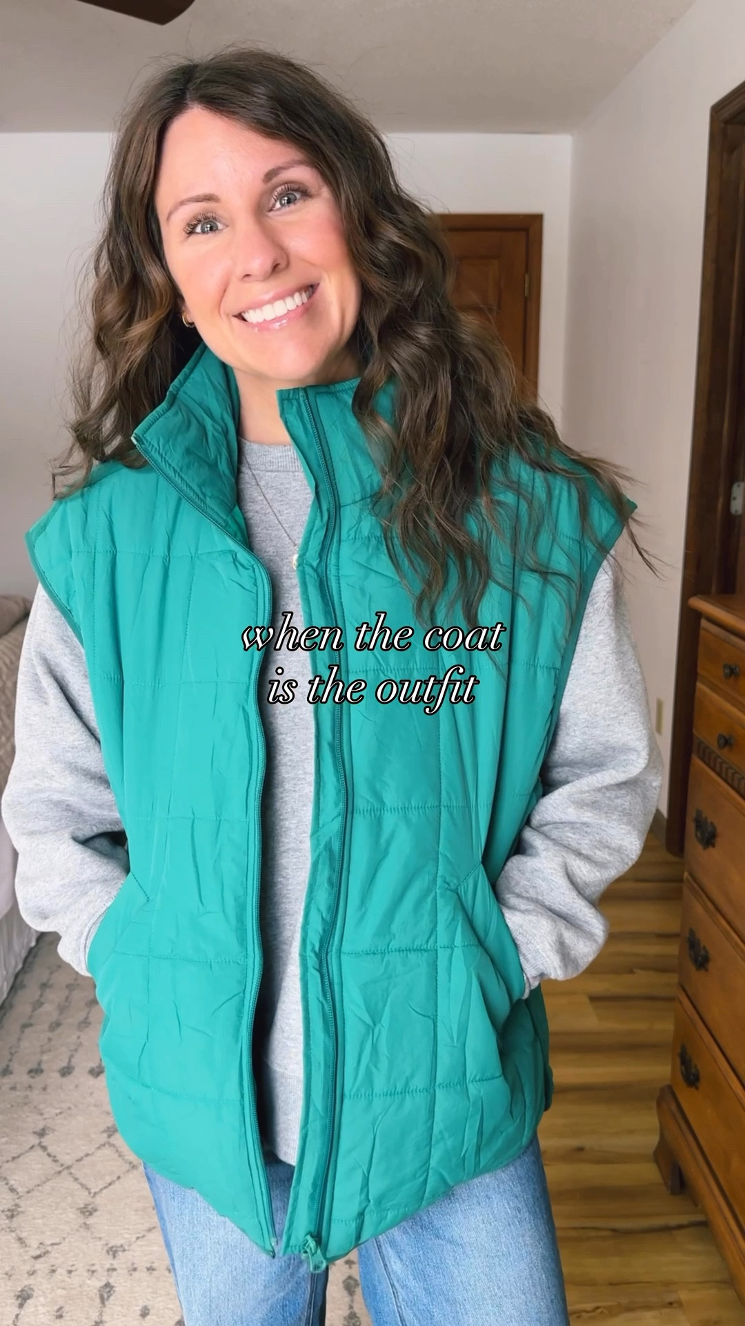 Wearing xs in the crewneck, 24 in 26” inseam in my jeans, 6 in my clogs. My coats/vests are all size small! 







#LTKPetite #LTKSeasonal #LTKootd