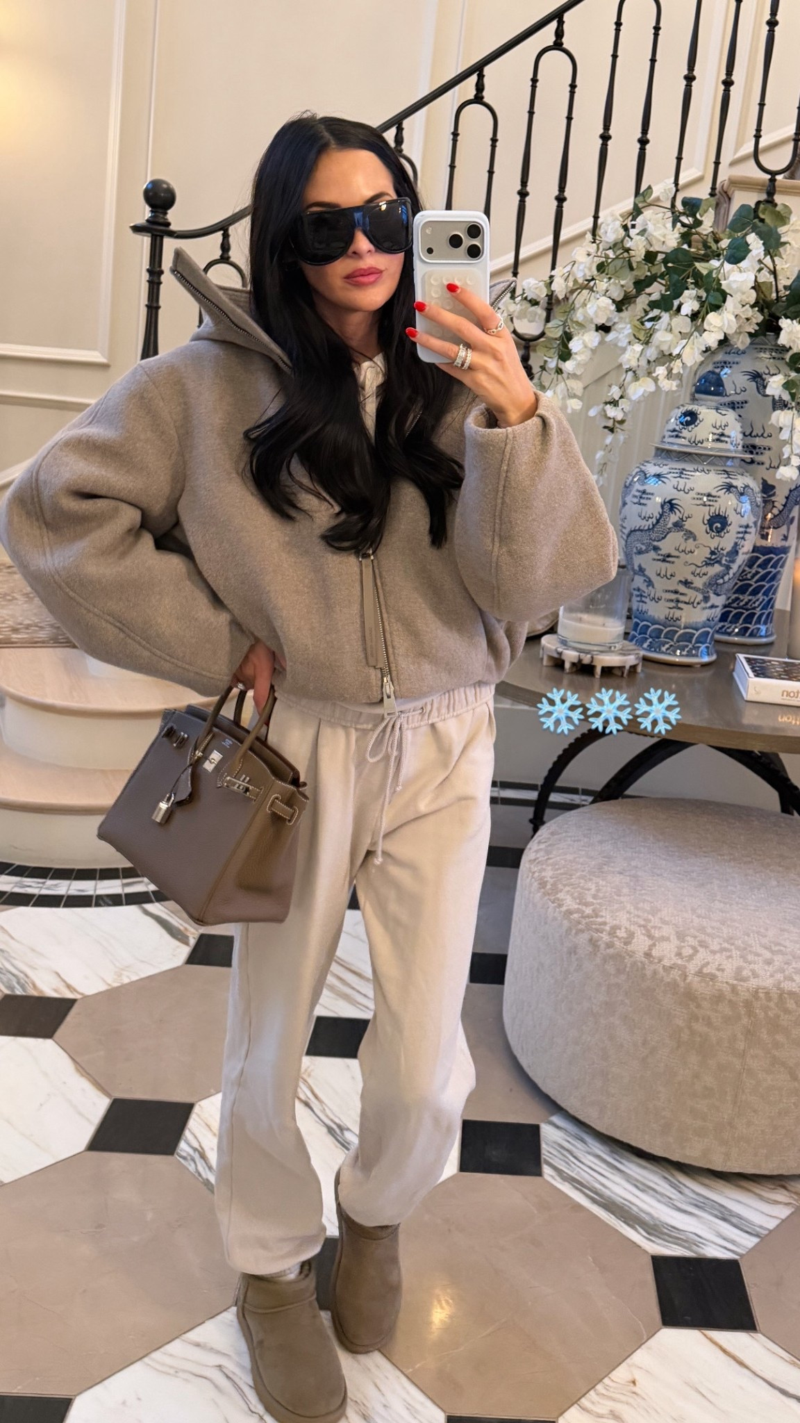 Wearing XS in coat, S in sweatshirt & S in joggers 🫶🏼