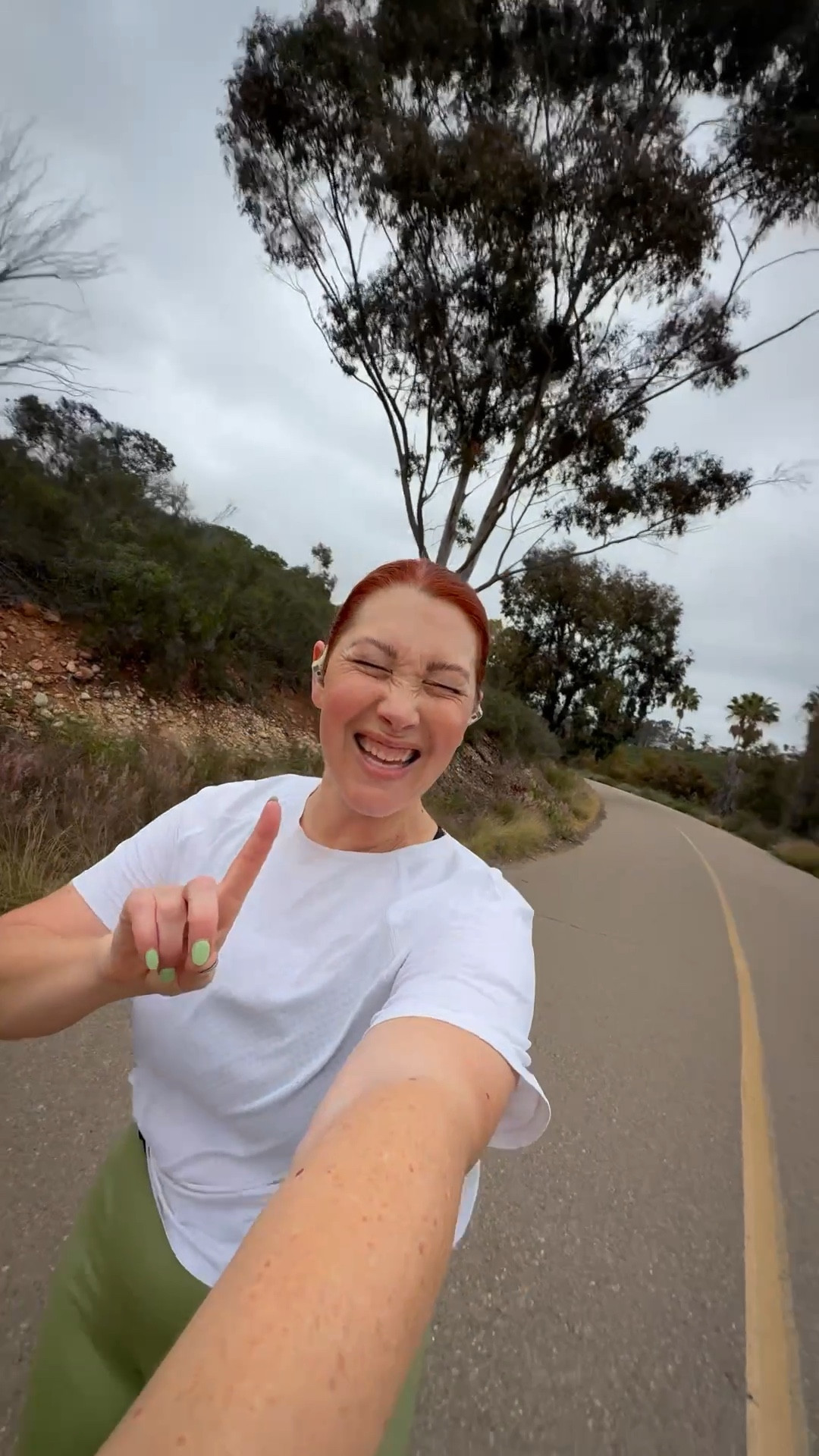 Everything I ate on a 12 mile run:
2 packets of noogs energy chews 
1 gu 
1 pair of salt tablets 



#LTKMidsize #LTKOver40 #LTKActive