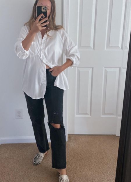 My very favorite outfit, and works for anything. Lunch with a girlfriend white button down and jeans, work from home denim and a white top. So easy and always classic 