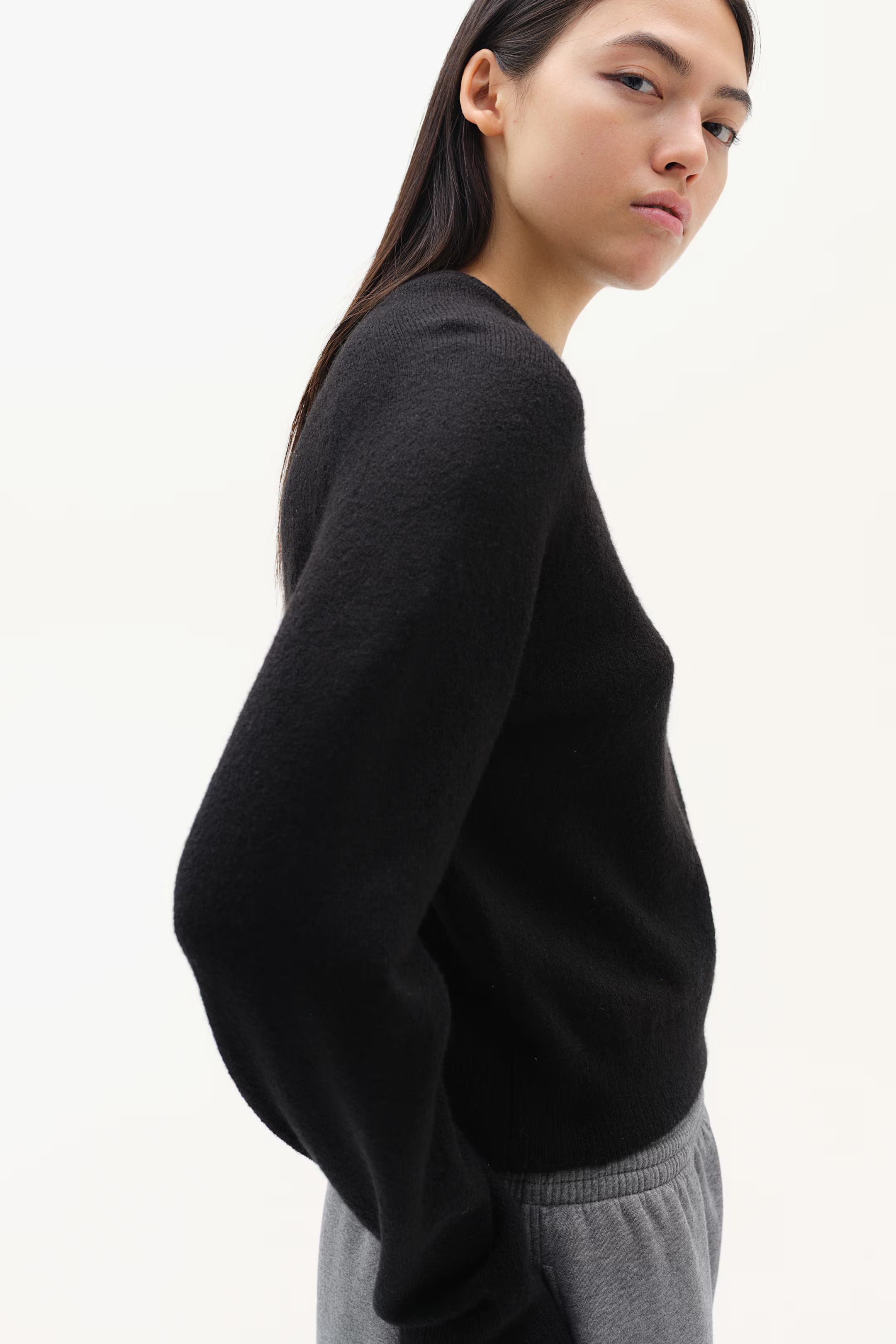 Short Fine-Knit Sweater | H&M (US + CA)