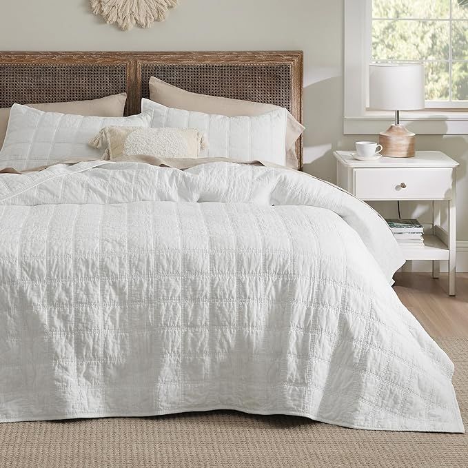 Bedsure 100% Cotton Quilt Set, King Size Bedspread, Lightweight Soft Bed Coverlet, 3-Piece Cozy S... | Amazon (US)