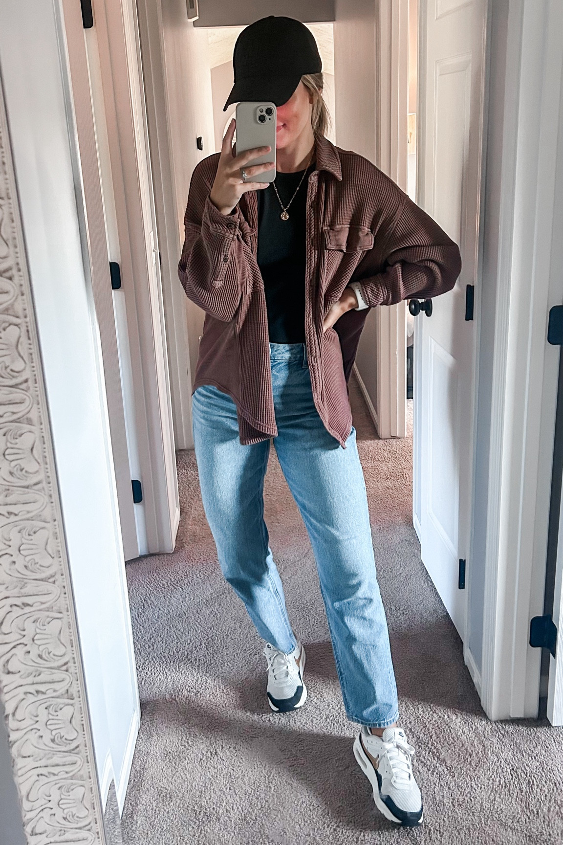 Love love loving these jeans from AE! A great straight leg option that still has a bit of a tapered leg and also some great hold! Wearing a size 6 and I would say they are TTS!

#LTKStyleTip #LTKMidsize #LTKFindsUnder100