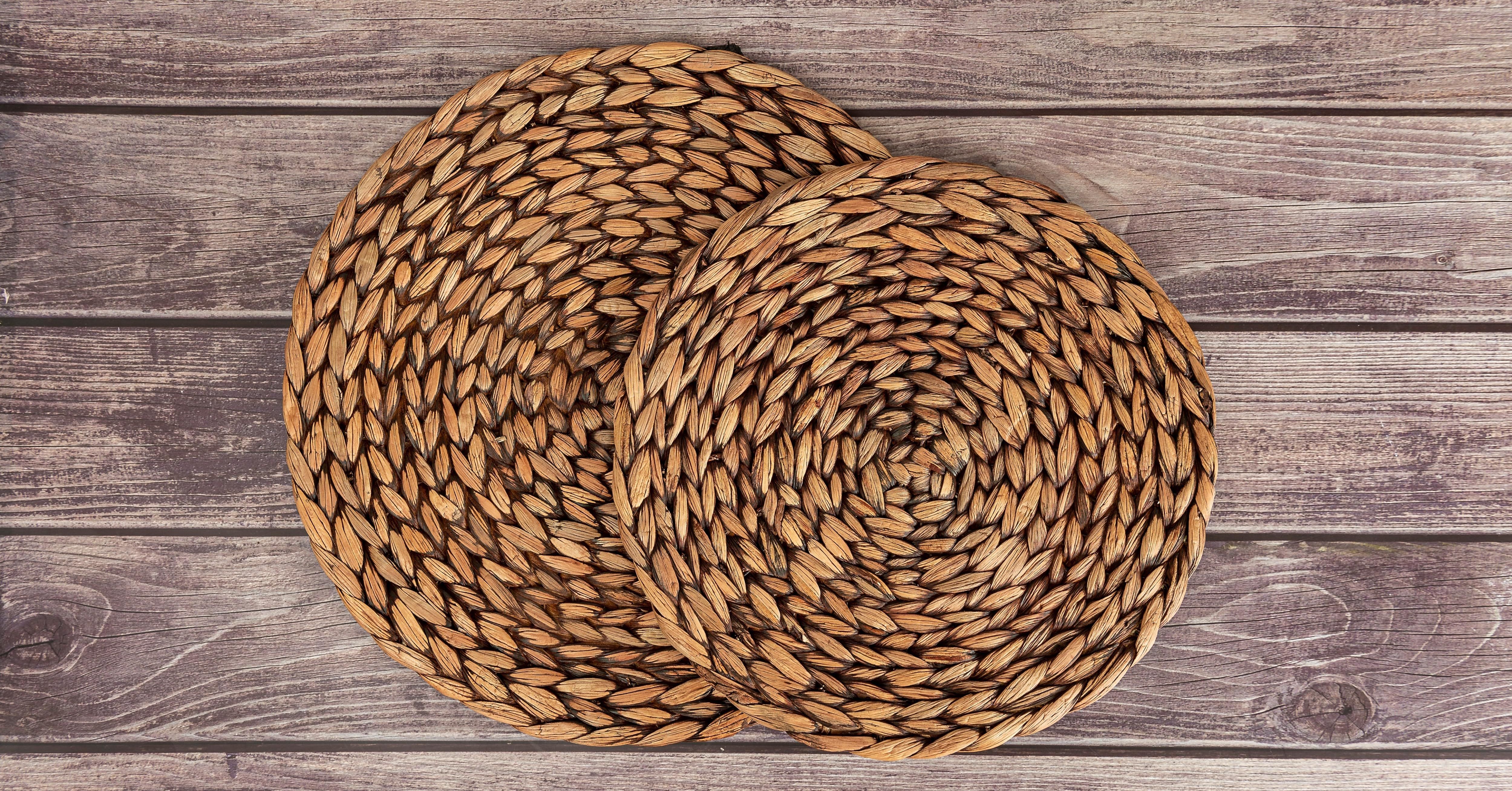 NACOLIFE Woven Placemats - Wicker Placemats - Round Placemats for Dining Table - Woven Chargers f... | Amazon (US)