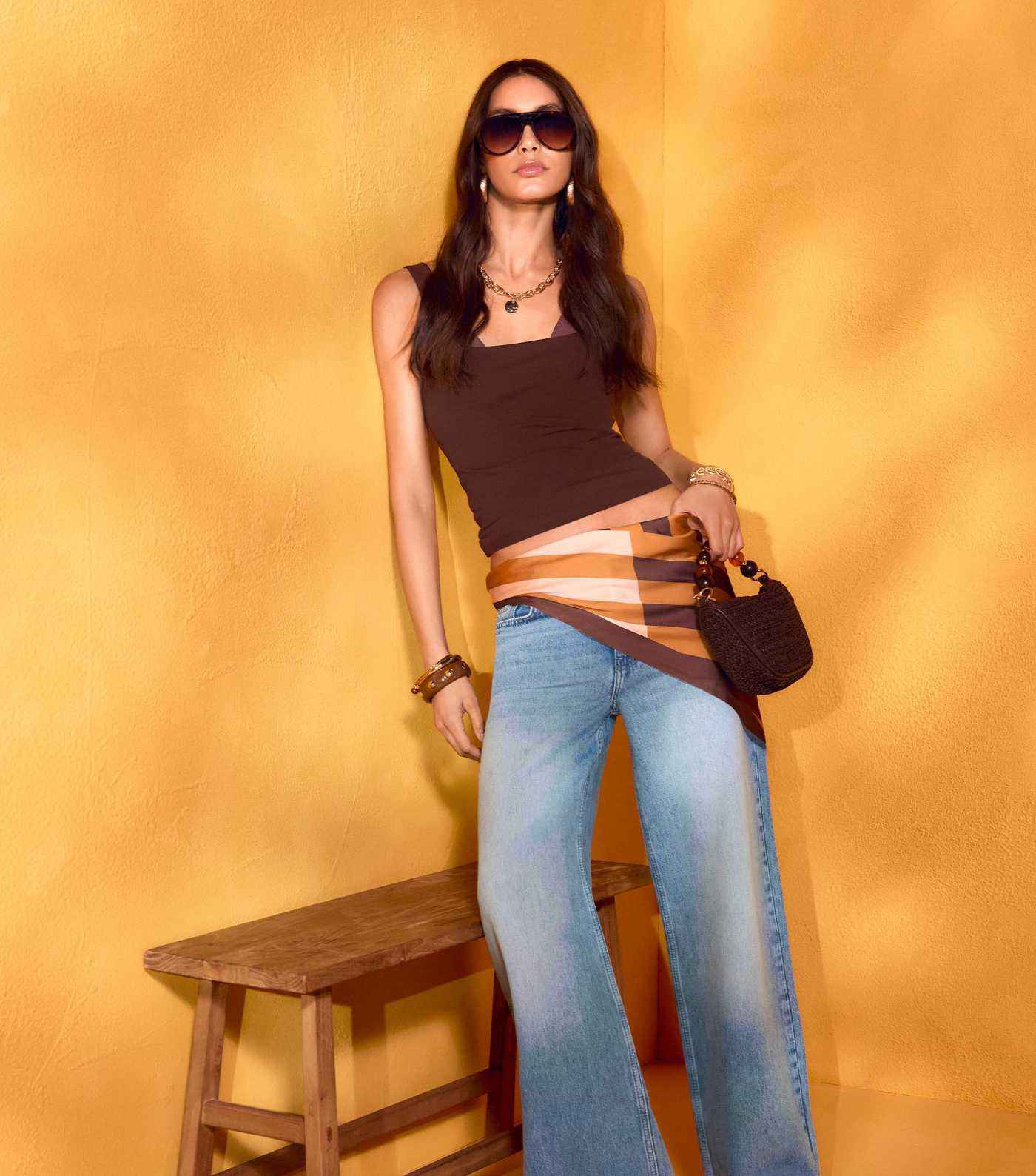 Mid Blue Low Rise Wide Leg Jeans | New Look | New Look (UK)