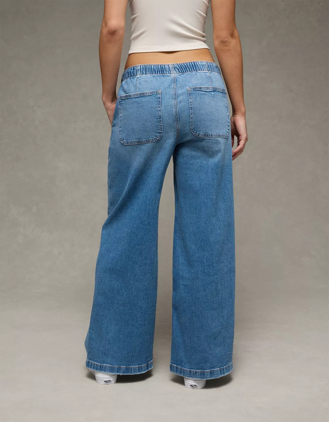 AE Low-Rise Baggy Ultra-Wide Leg Jean | American Eagle Outfitters (US & CA)