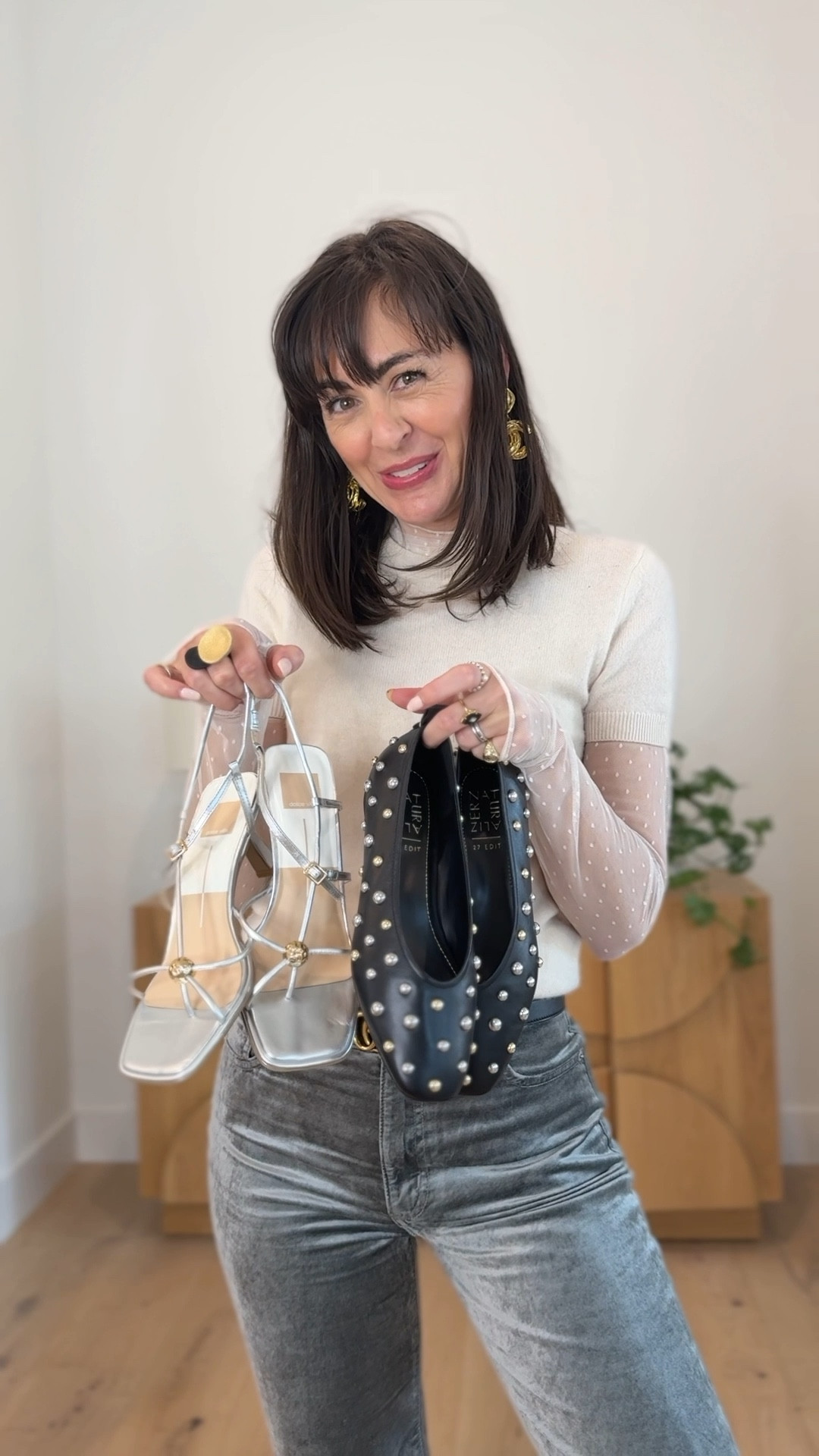 The right accessory can tie all the pieces in an outfit together. You don’t have to accessorize, but you do have to wear shoes. Two tone  shoes are the stylist shortcut to making all your outfits work regardless of what you have on. 