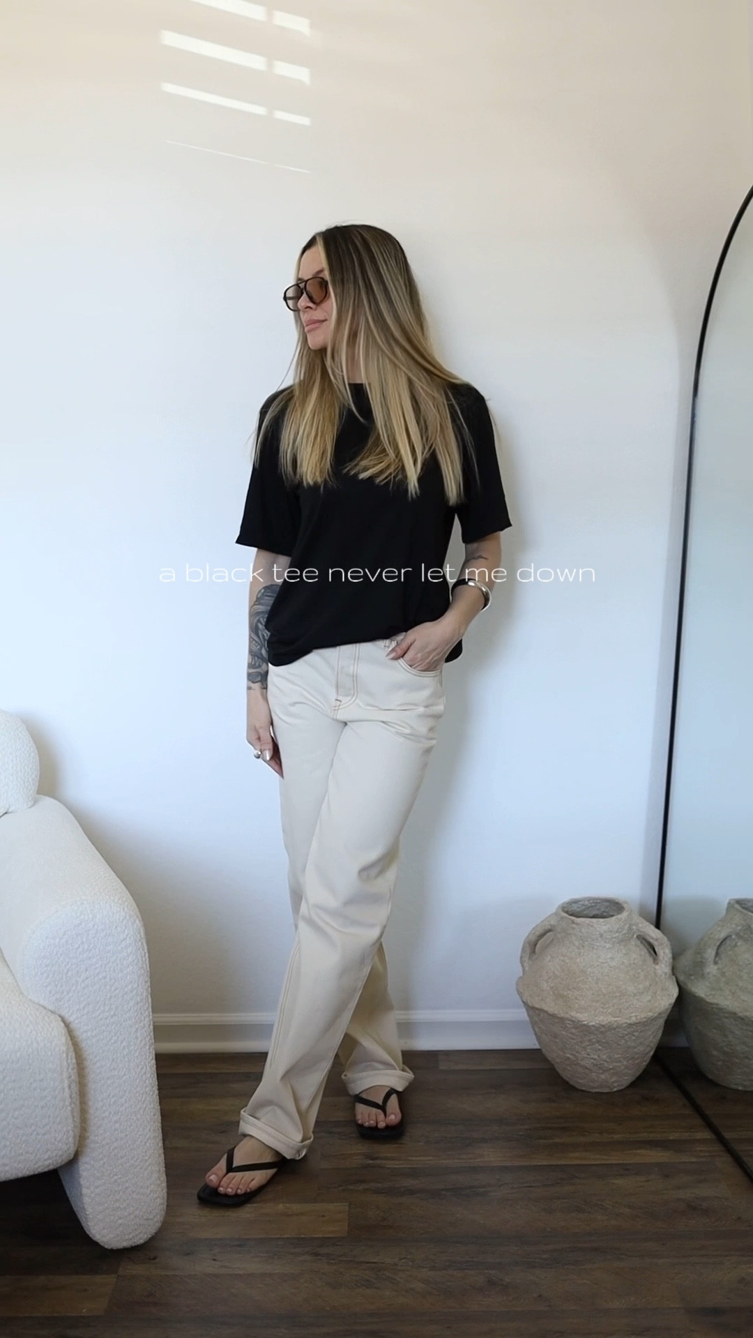 a black tee never let me down 
Size - M 

#LTKStyleTip #LTKBeauty #LTKSeasonal