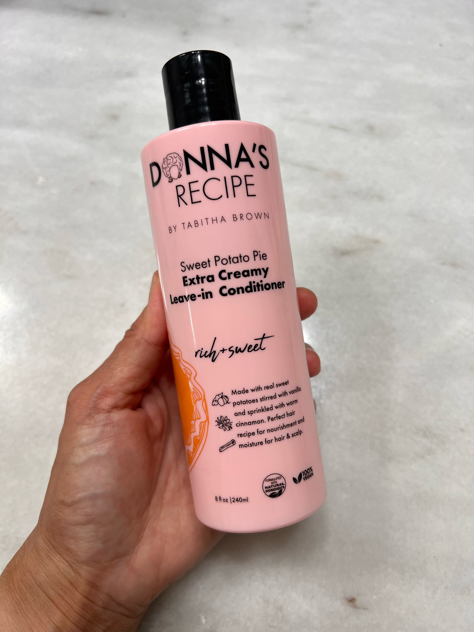 Seriously amazing leave in #cleanbeauty hair conditioner 🌿✨ smells like sugar cookies 🍪 I LOVE IT!! #styleofsam #leaveinconditioner

#LTKbeauty #LTKunder50 #LTKswim