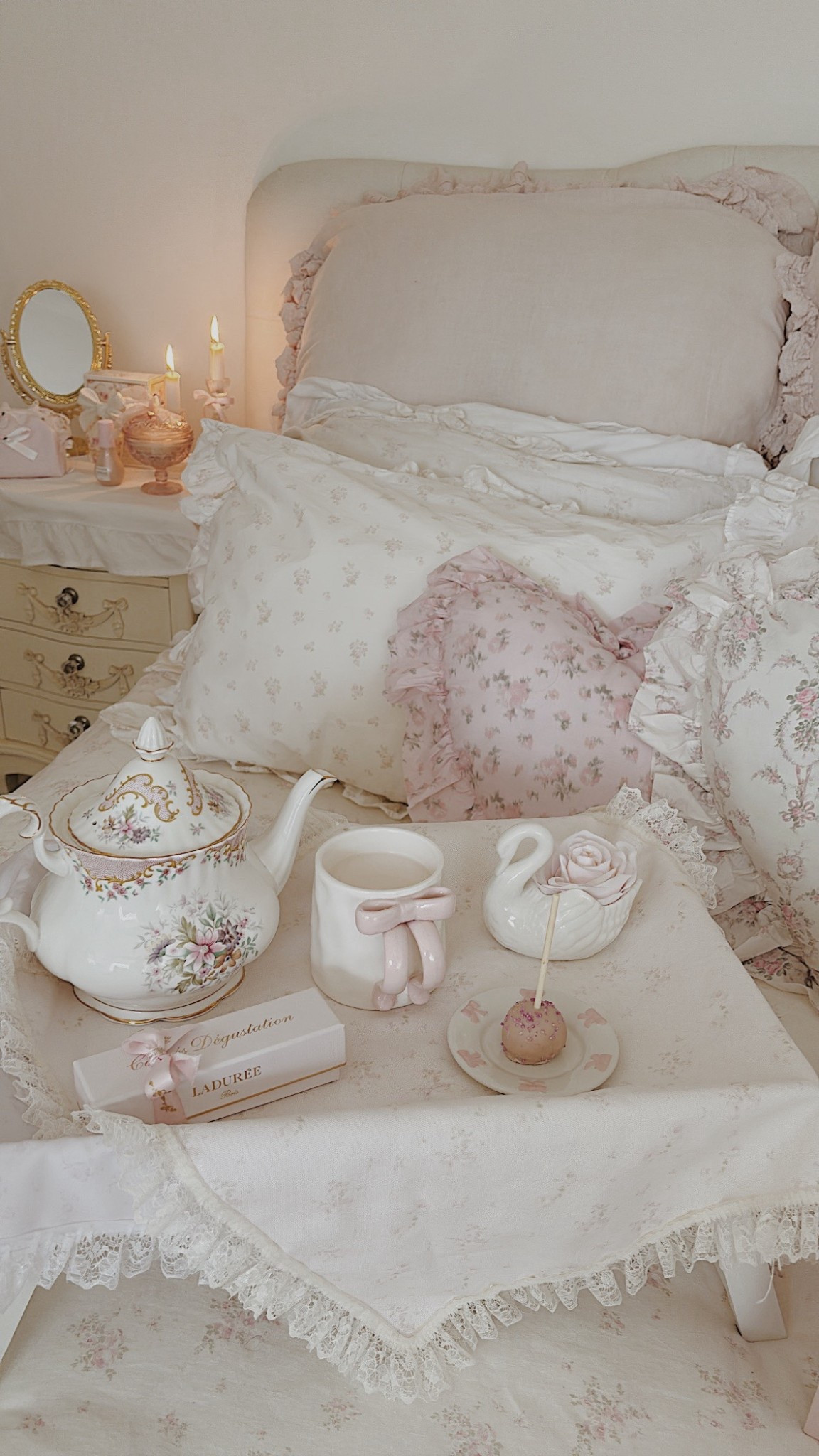 Some Beautiful Glinda Inspired Bedroom Essentials 💫

#LTKHoliday #LTKdayinmylife #LTKmorningroutine