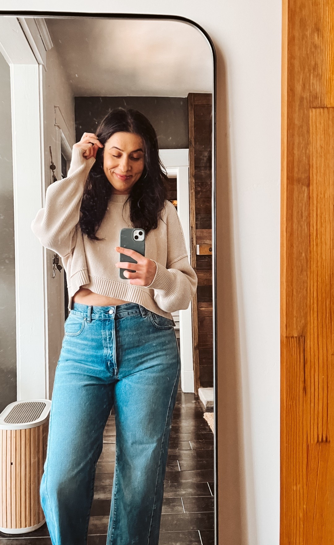 Finally giving these barrel jeans a try + and a go-to a cropped sweater. 

#LTKhome #LTKmidsize #LTKover40