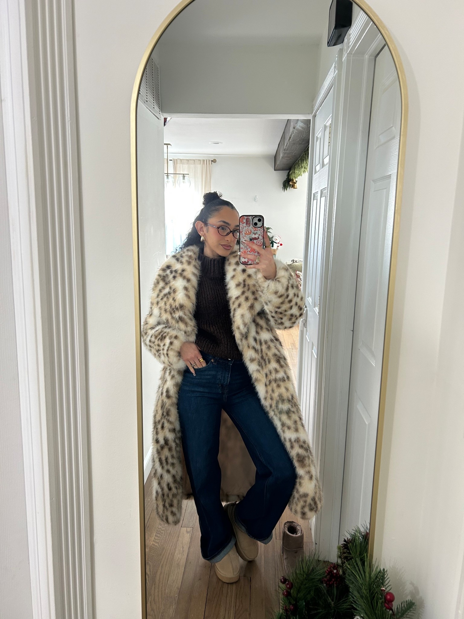 OOTD for a girls day in the city of course has to include a long fur coat ! Obsessed with this one, paired with dark denim and a chunky oversized sweater for warmth 

#LTKPetite #LTKootd #LTKSeasonal