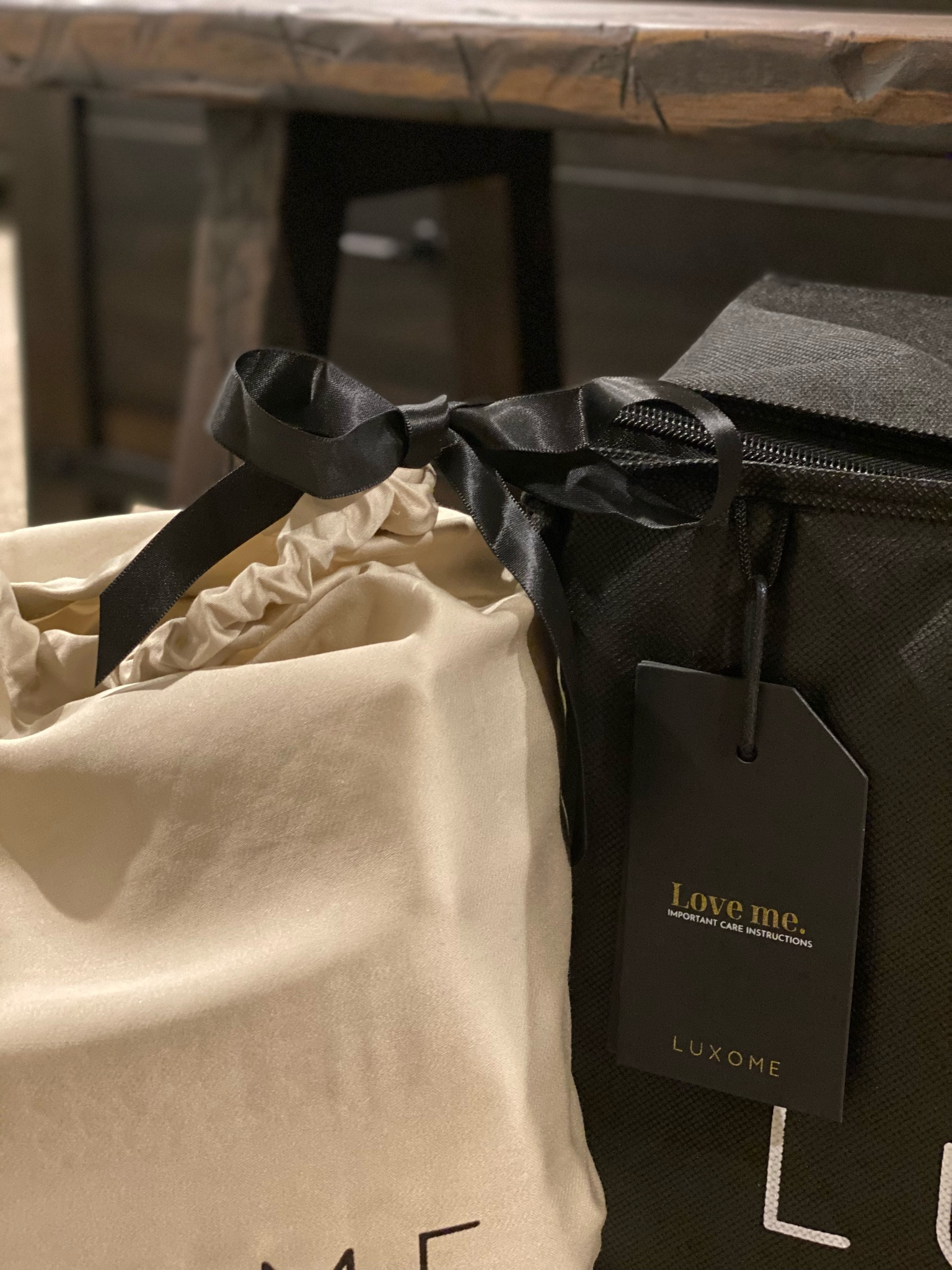 The small details matter 🫶🏻 look at that bow 🎀

Luxome bedding
Luxury bedding
Cooling sheets
Bamboo sheets

#LTKStyleTip #LTKHome #LTKFamily