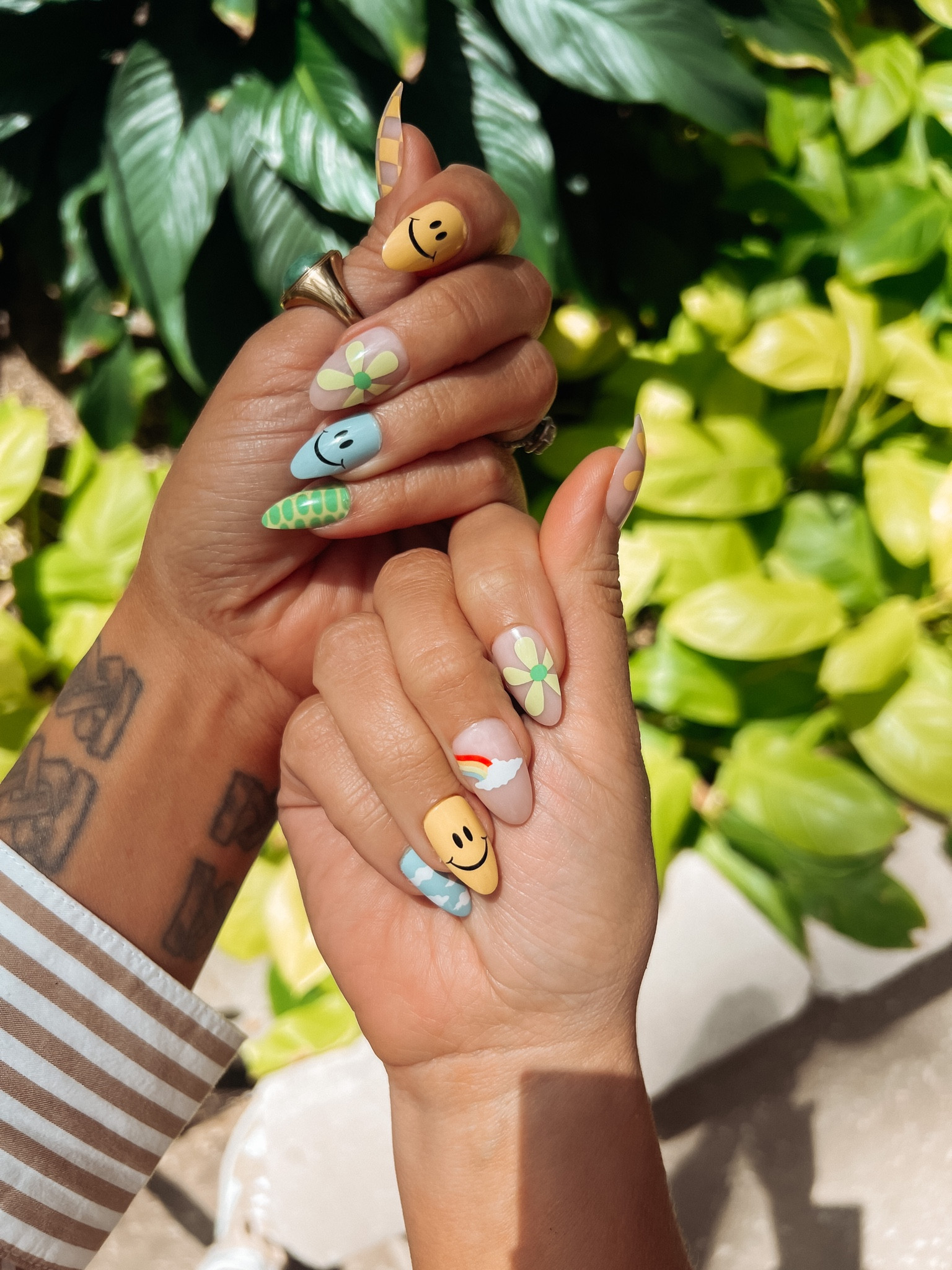 Press on nails from Walmart

New Walmart beauty finds 

#LTKsalealert #LTKunder50 #LTKstyletip