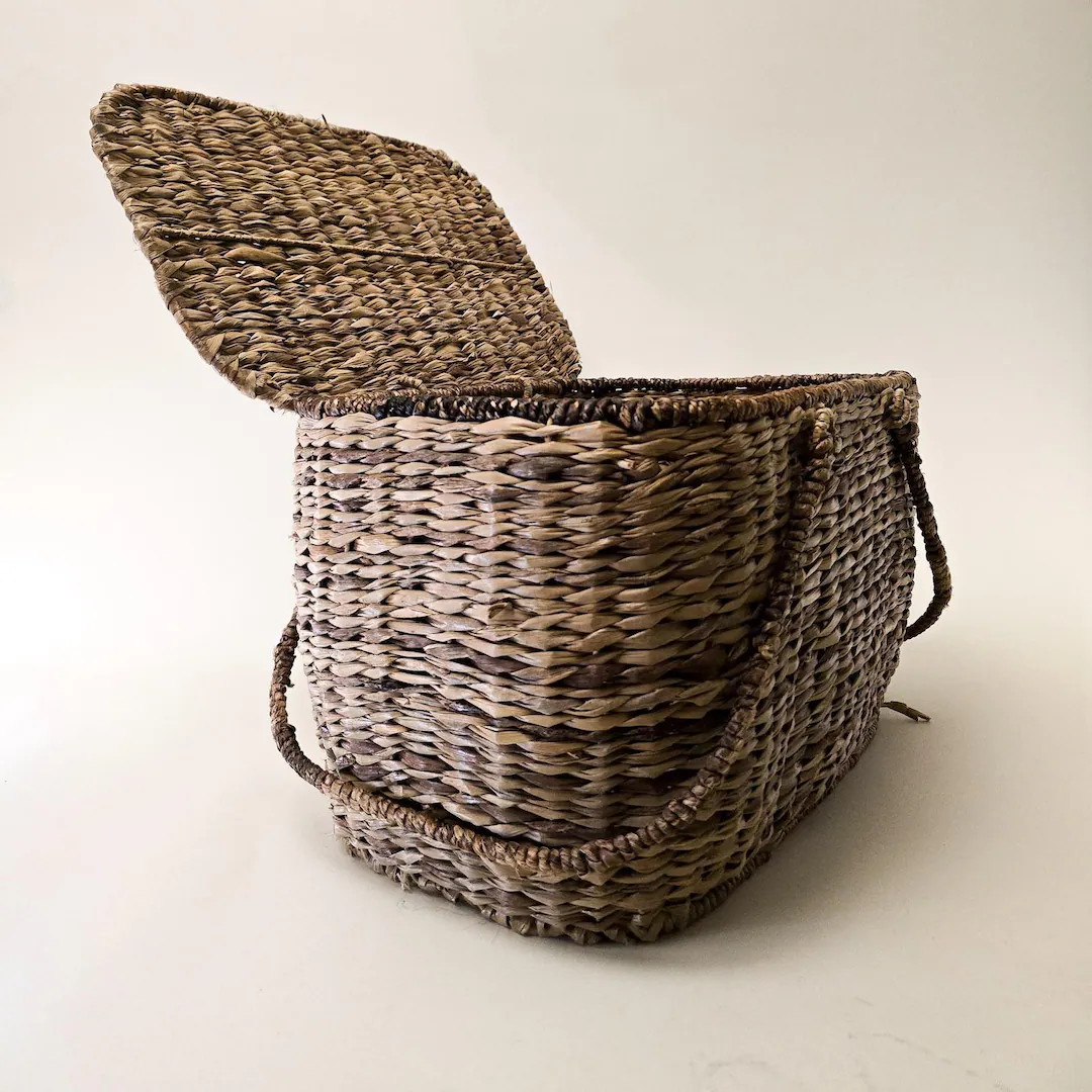 Vintage Woven Storage Basket With Lid Handwoven Market Basket Natural Seagrass Picnic Basket Rust... | Etsy (Global)