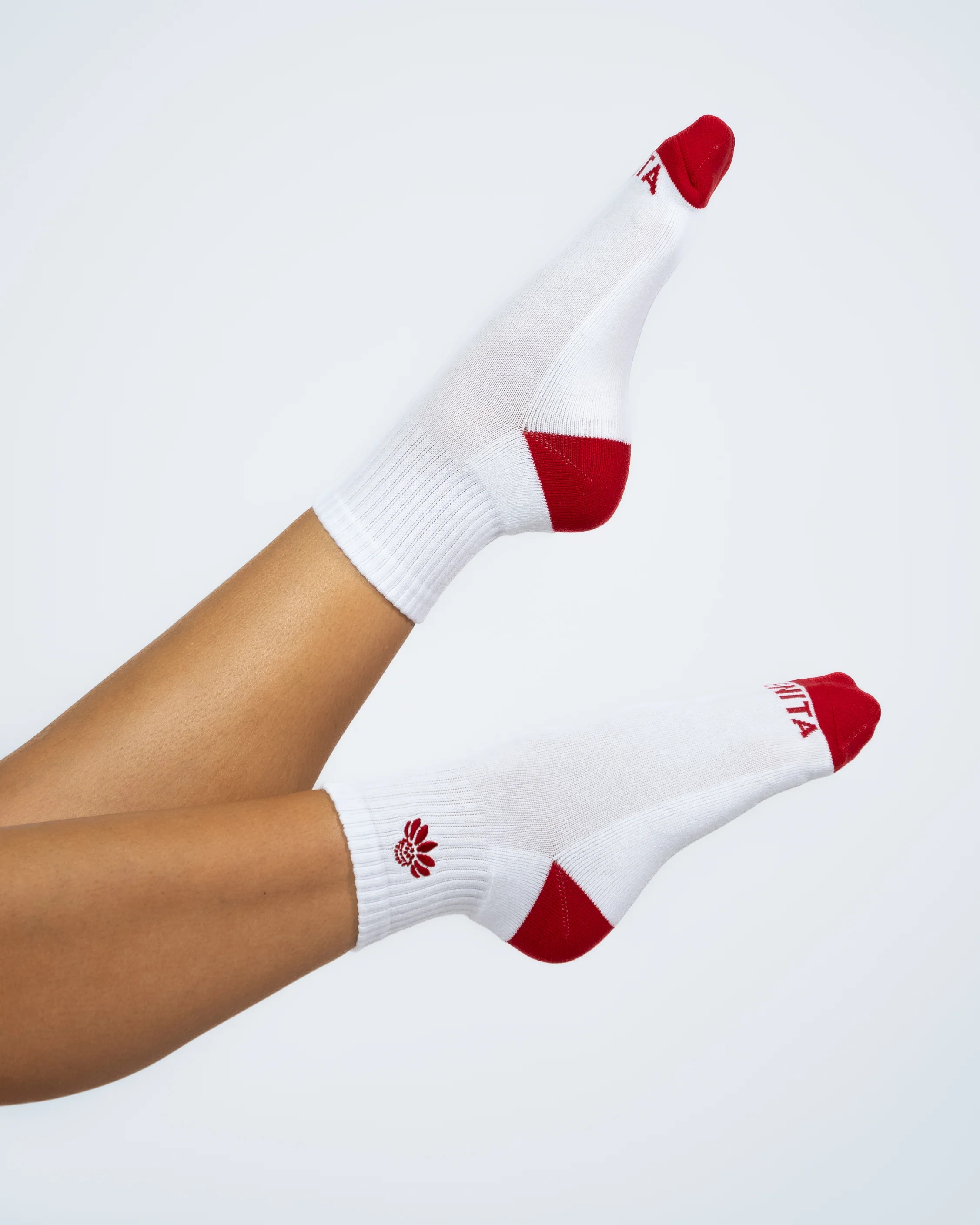 Senita Quarter Socks - White/Cherry | Senita Athletics