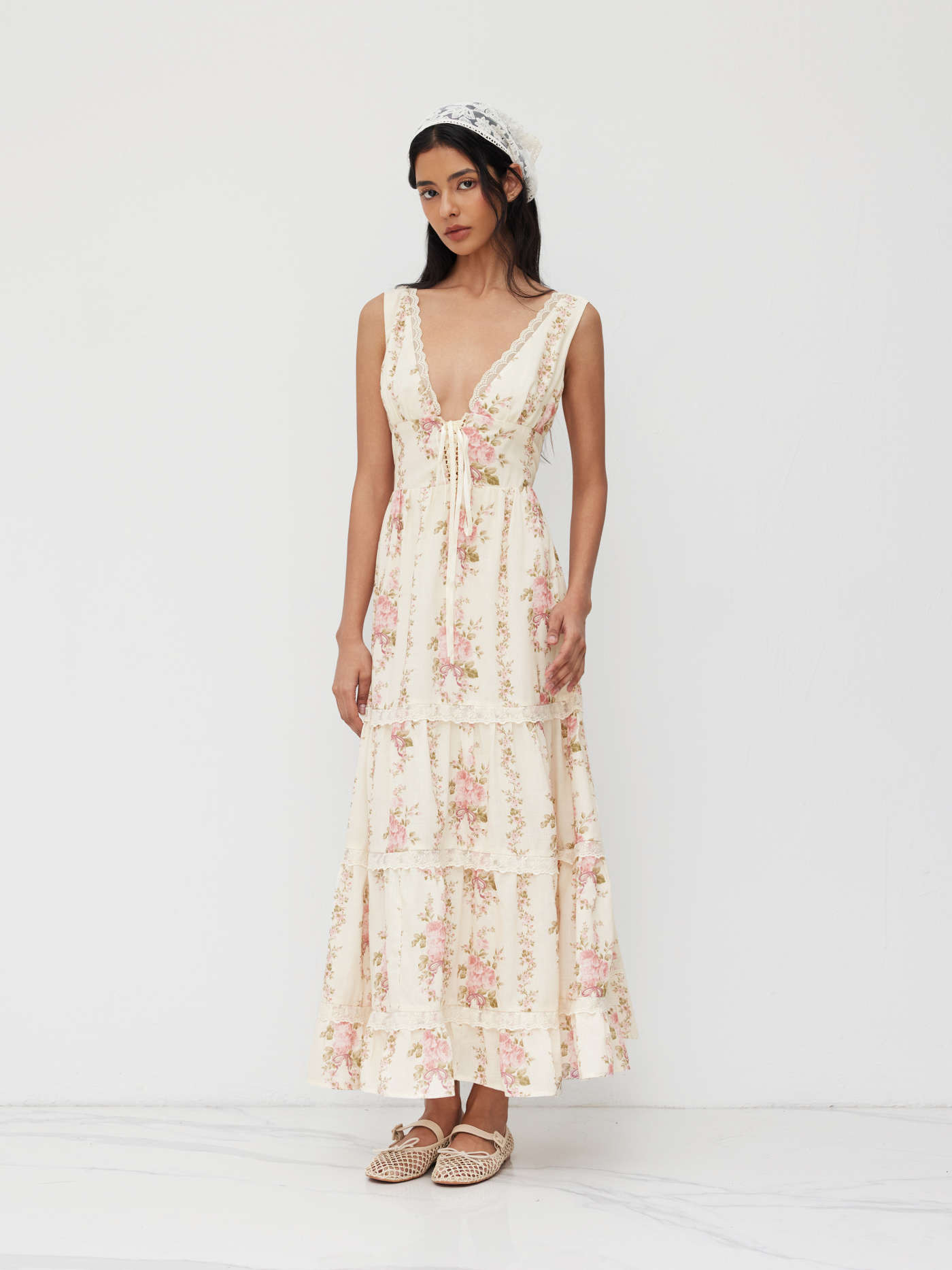 V-neck Lace Trim Floral Lace Up Layered Maxi Dress | Cider