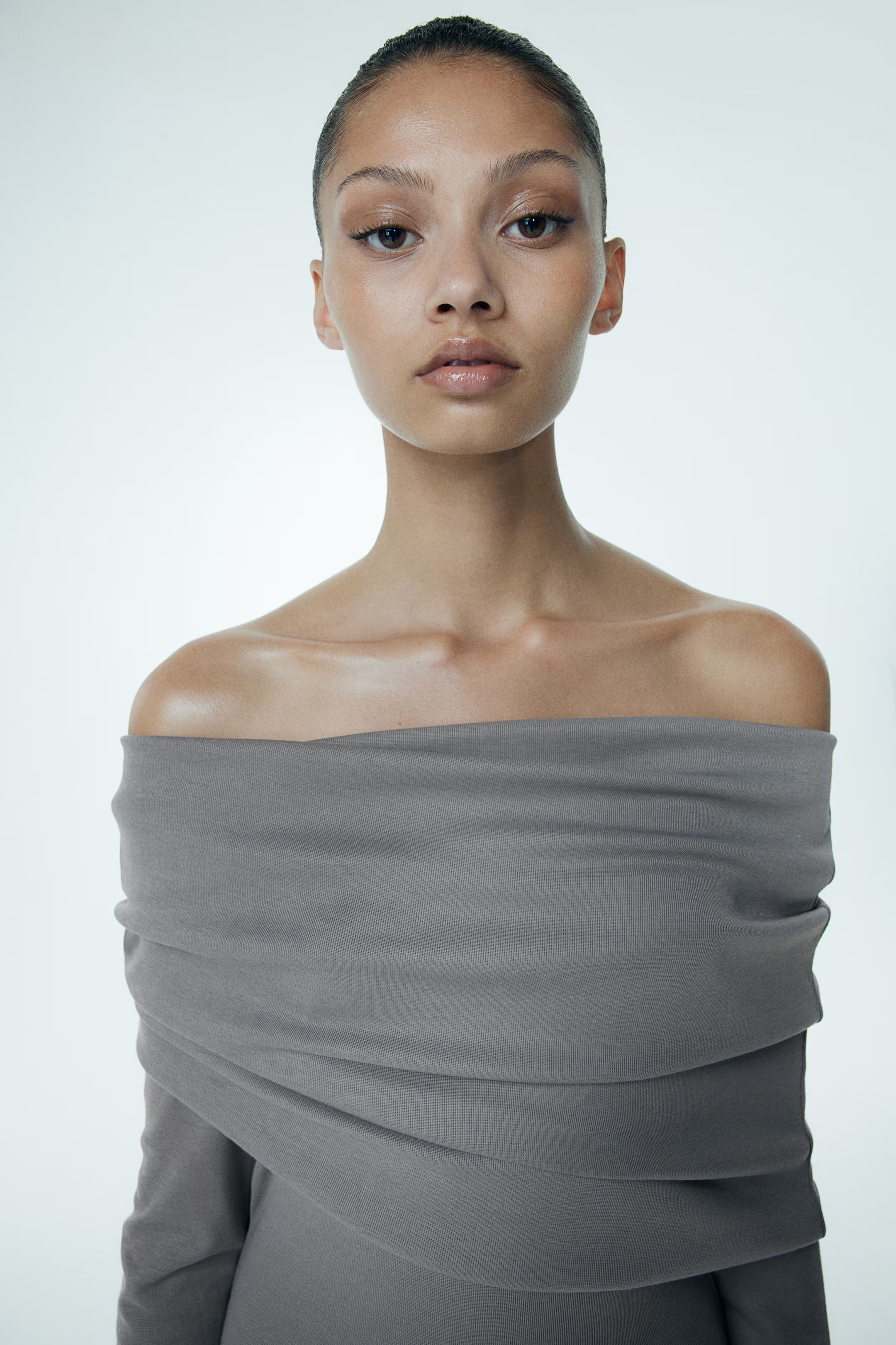 Off-the-Shoulder Dress with Foldover Edge - Gray - Ladies | H&M US | H&M (US + CA)