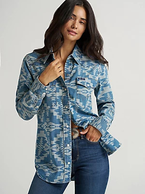 Women's Geometric Cowboy Snap Shirt in Light Wash | Wrangler