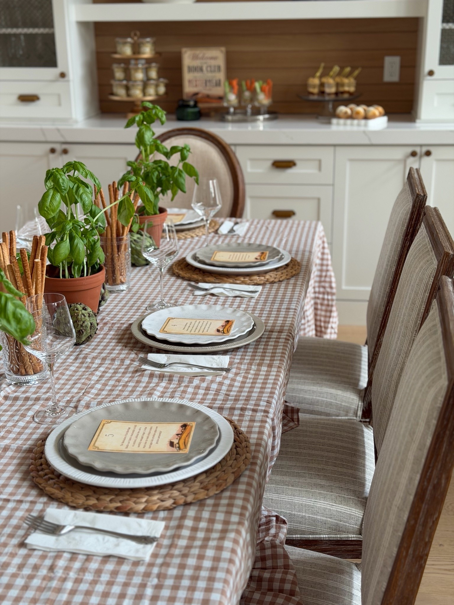 BOOKCLUB LUNCHEON 🪴
I had the ladies over for discussion about our August book "YESTERYEAR" and this is how I styled the table.

#LTKmomlife #LTKHome #LTKdayinmylife