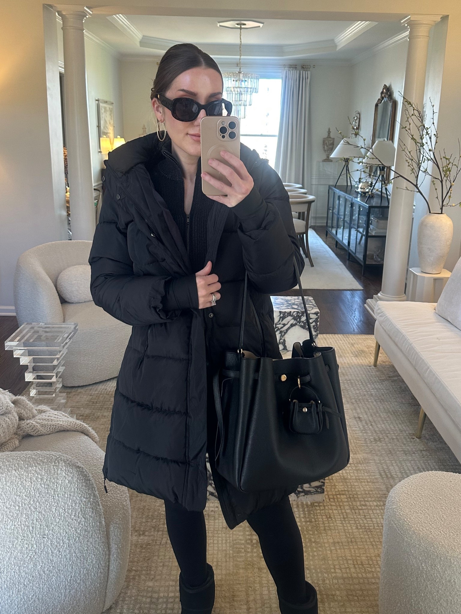 Essential cold weather wardrobe staple… a classic long puffer coat ❄️
Linking my favs- I’ve had this one for many years but all of these will give the same effect. It’s a classic that will never go out of style 👌🏻 

#LTKootd