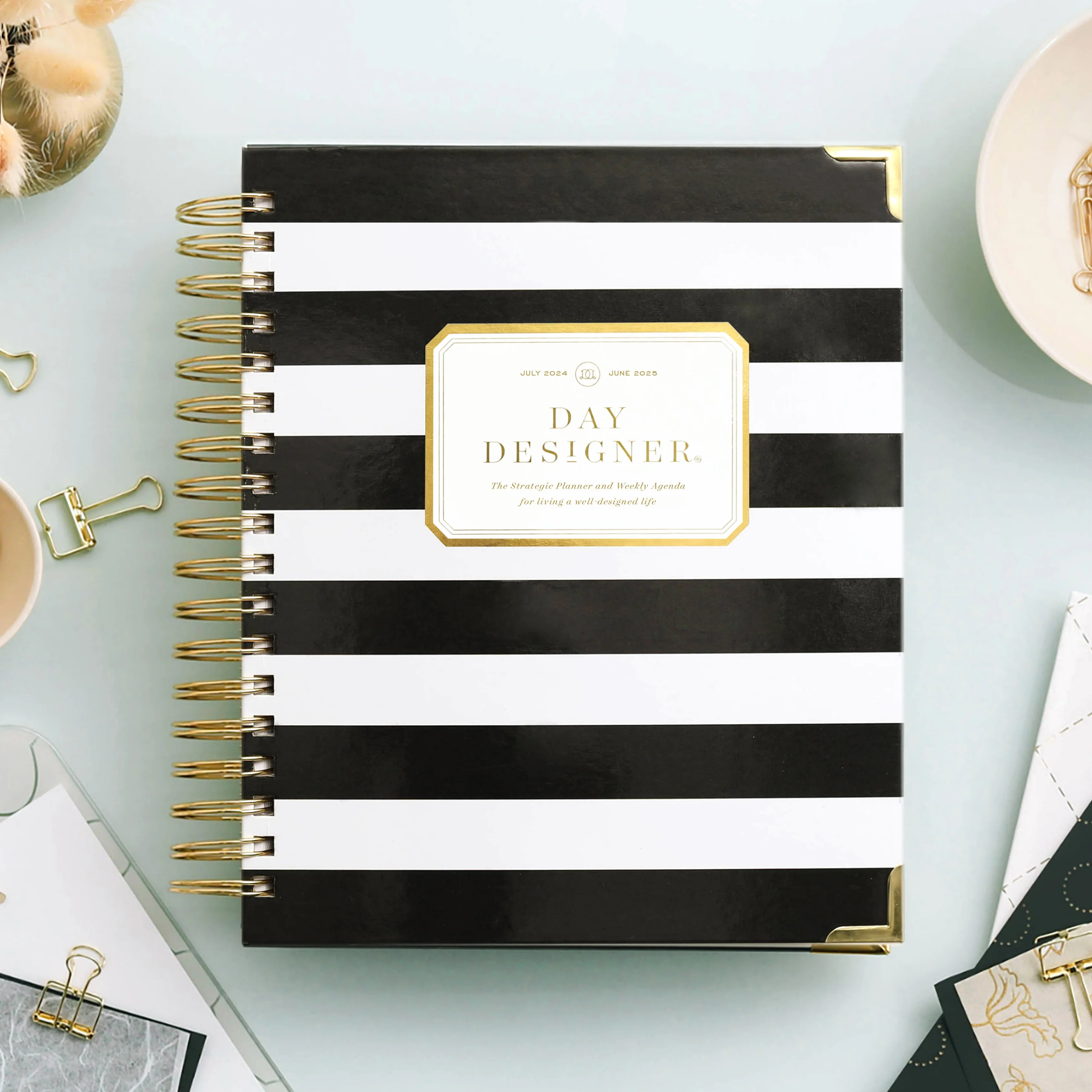 2024-25 Weekly Planner: Black Stripe | Day Designer