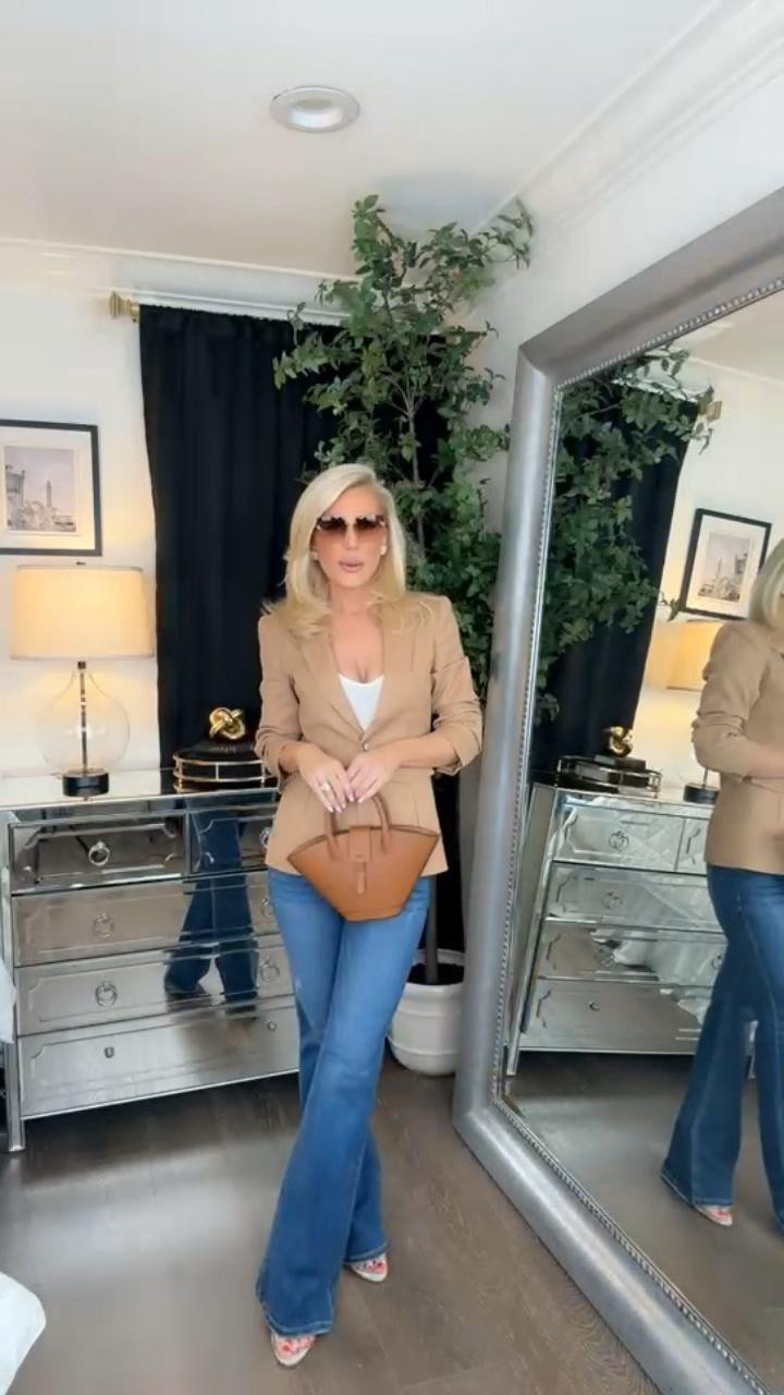 Just put this outfit together! Perfect for a lunch out with your friends! I love all the details in this outfit🫶🏼 shop it below! 

#LTKSeasonal #LTKStyleTip