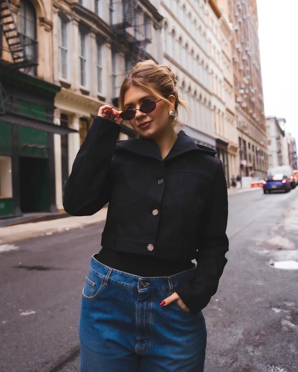 A Tribeca moment in Alaïa

#LTKStyleTip #LTKSeasonal