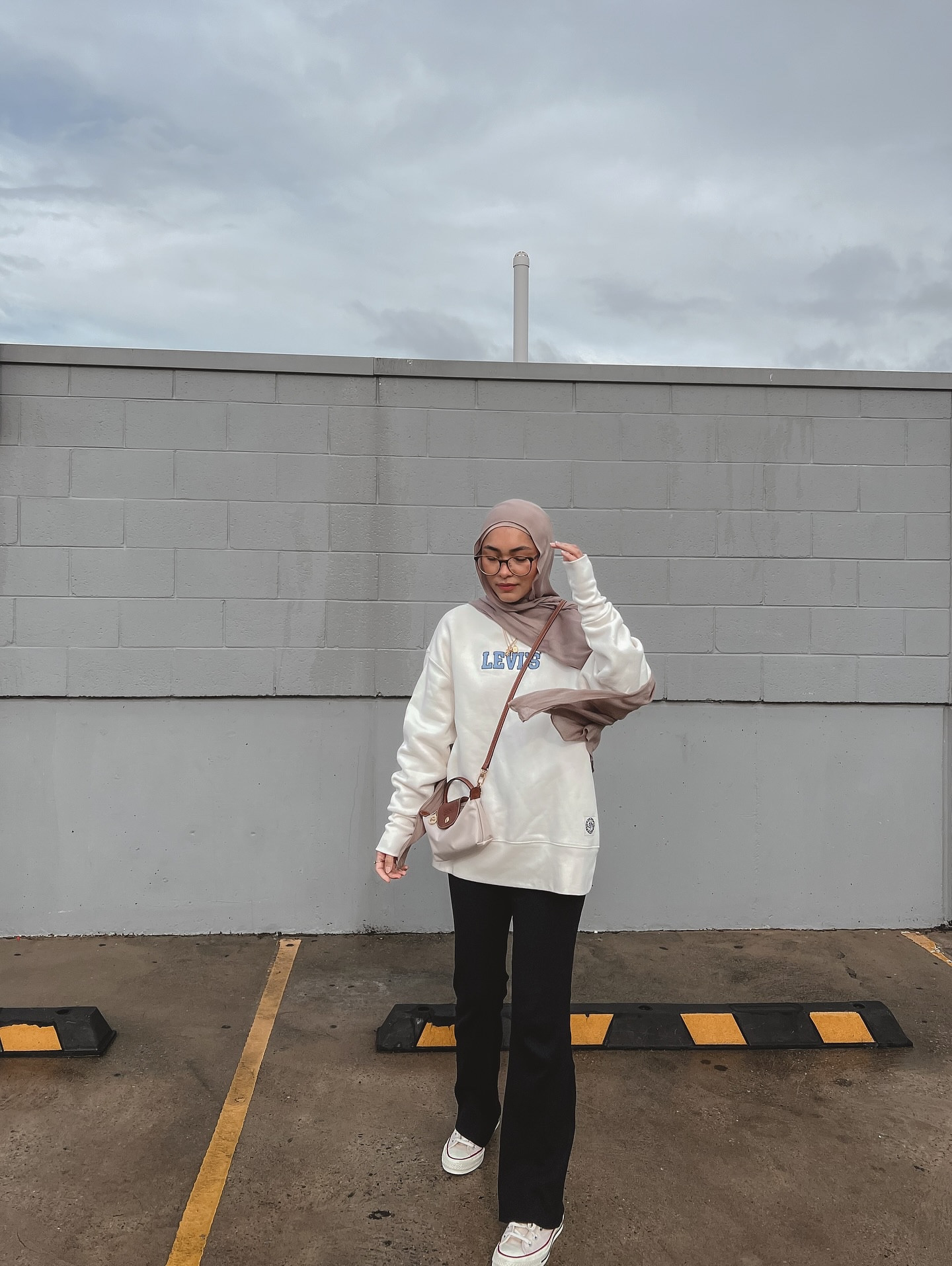 Comfy, warm, practical yet still stylish. Follow me for more outfit ideas 🤪 — swipe til the end for a load of cuteness with my cherubs 🙈 

#30somethingstyle #momstylelife #realoutfit #styleafter30 #sahmstyle #casualchic #fashionformums 
#romanticizelife #slowstyle #winterwear #casualootd