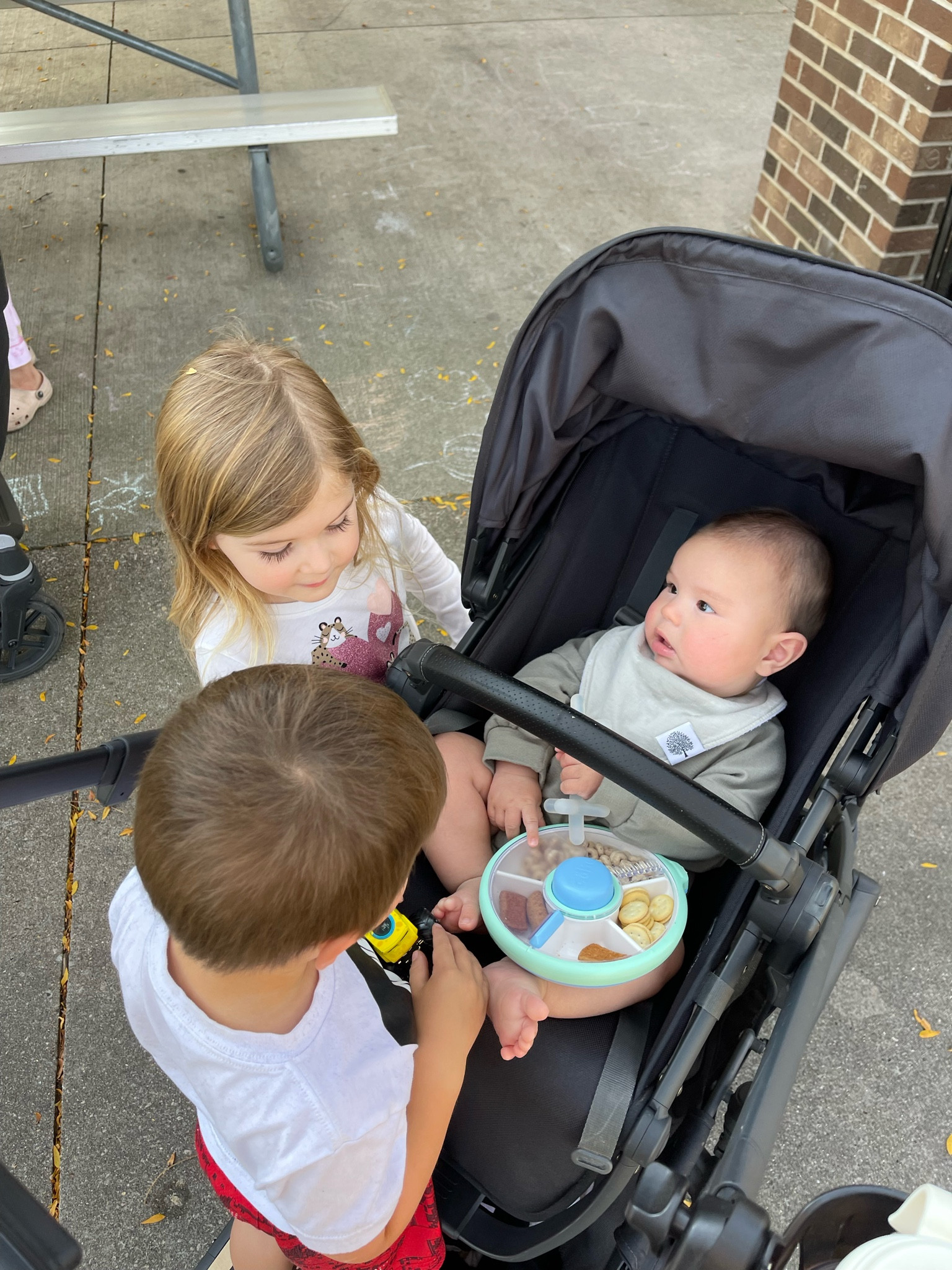 We love our GoBe snack spinner 🍓🍌 
variety of snacks & fun to spin!

#toddlerthings #toddlersnacks #snacks #LTKKids

#LTKBaby #LTKTravel #LTKKids