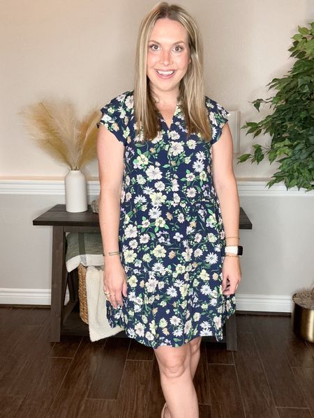 50% off everything at Loft + free shipping with code CYBER!! With me going back to work this week, Loft has always been one of my go-tos!  I’m wearing a size small at 3.5 months postpartum. 

Spring outfit, spring dress, work outfit, work wear 

#LTKworkwear #LTKstyletip #LTKsalealert