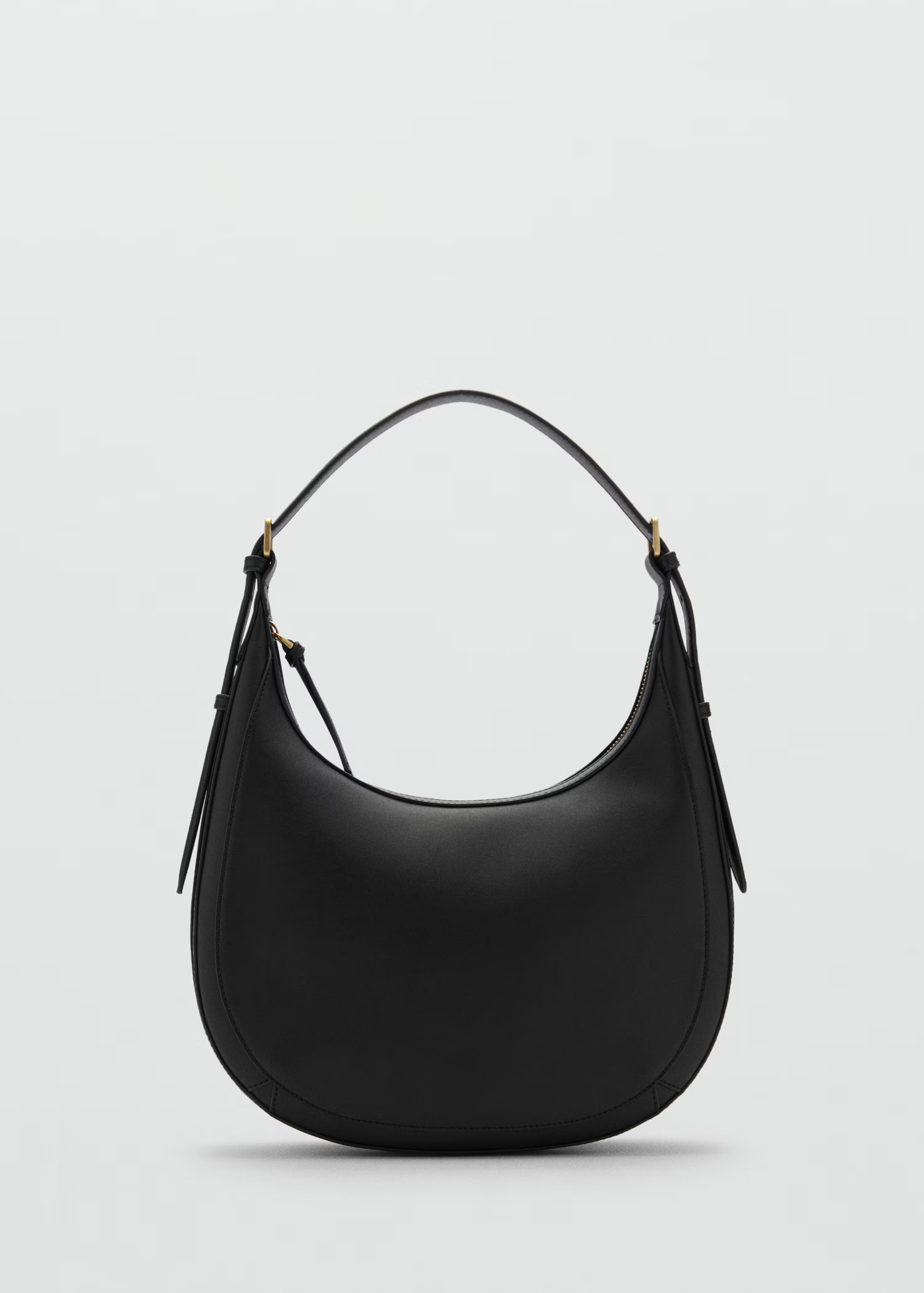 Oval shoulder bag - Women | MANGO USA | Mango (US/MX/AU)