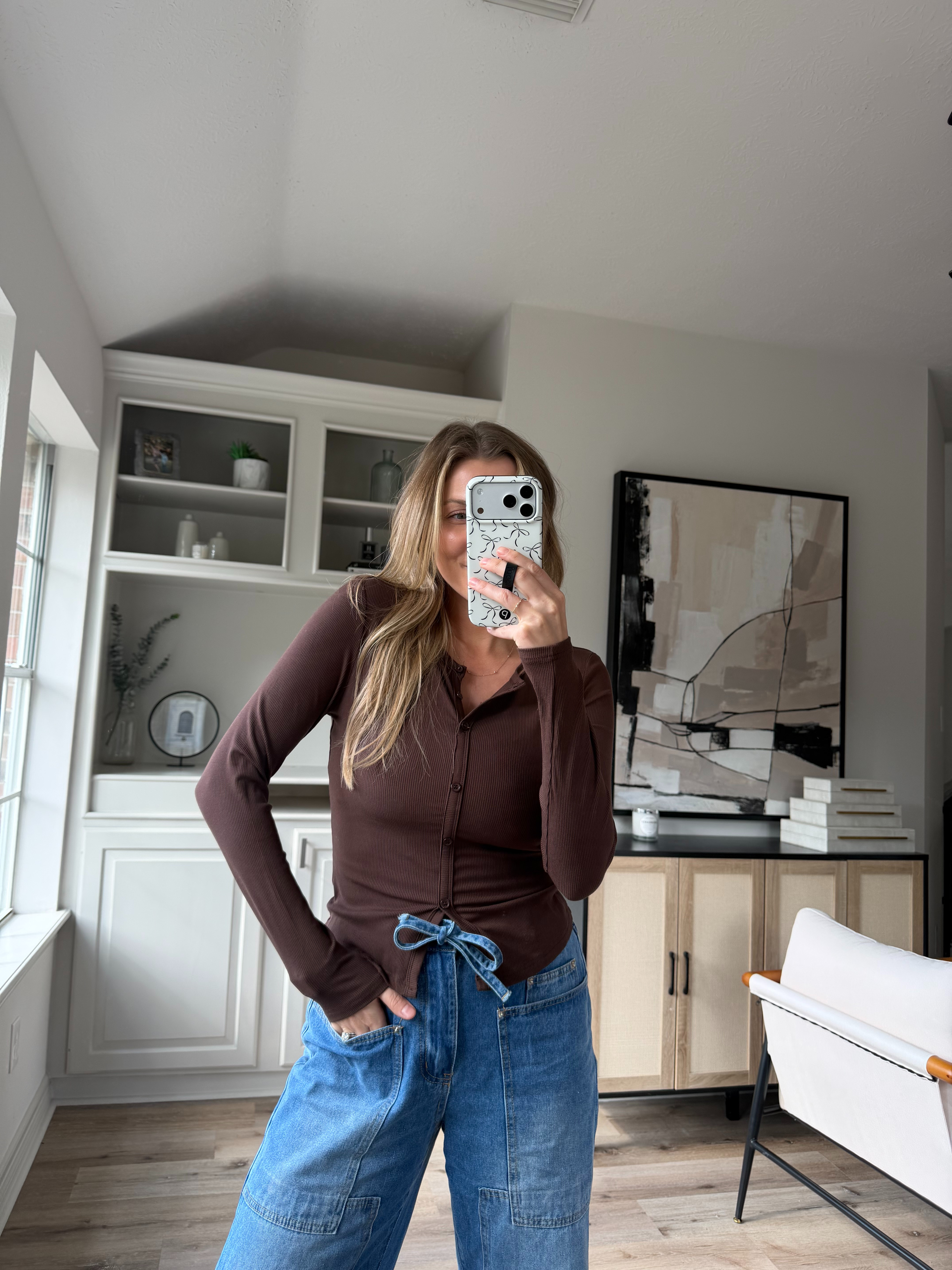 The perfect not so basic long sleeve for fall and winter! Would be perfect for thanksgiving too. Nursing friendly. Size M.  

 #LTKootd #LTKFindsUnder50