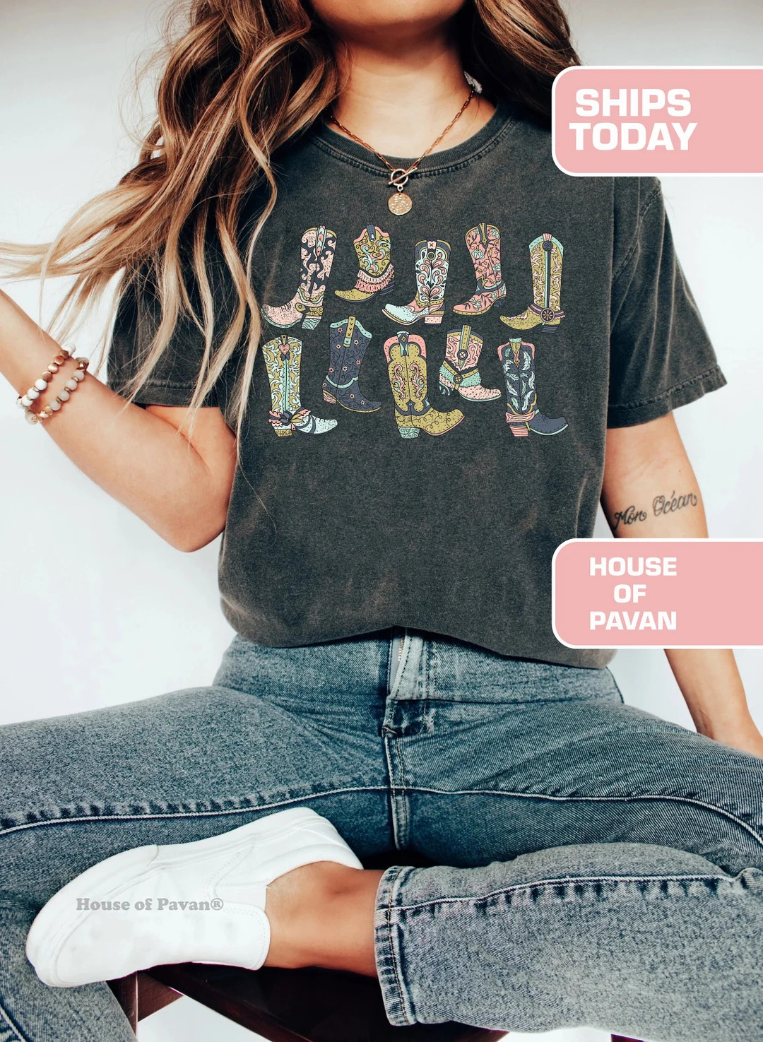 Cowgirl Boots Shirt, Country Concert Tee, Western Graphic Tee for Women, Oversized Graphic Tee, C... | Etsy (US)