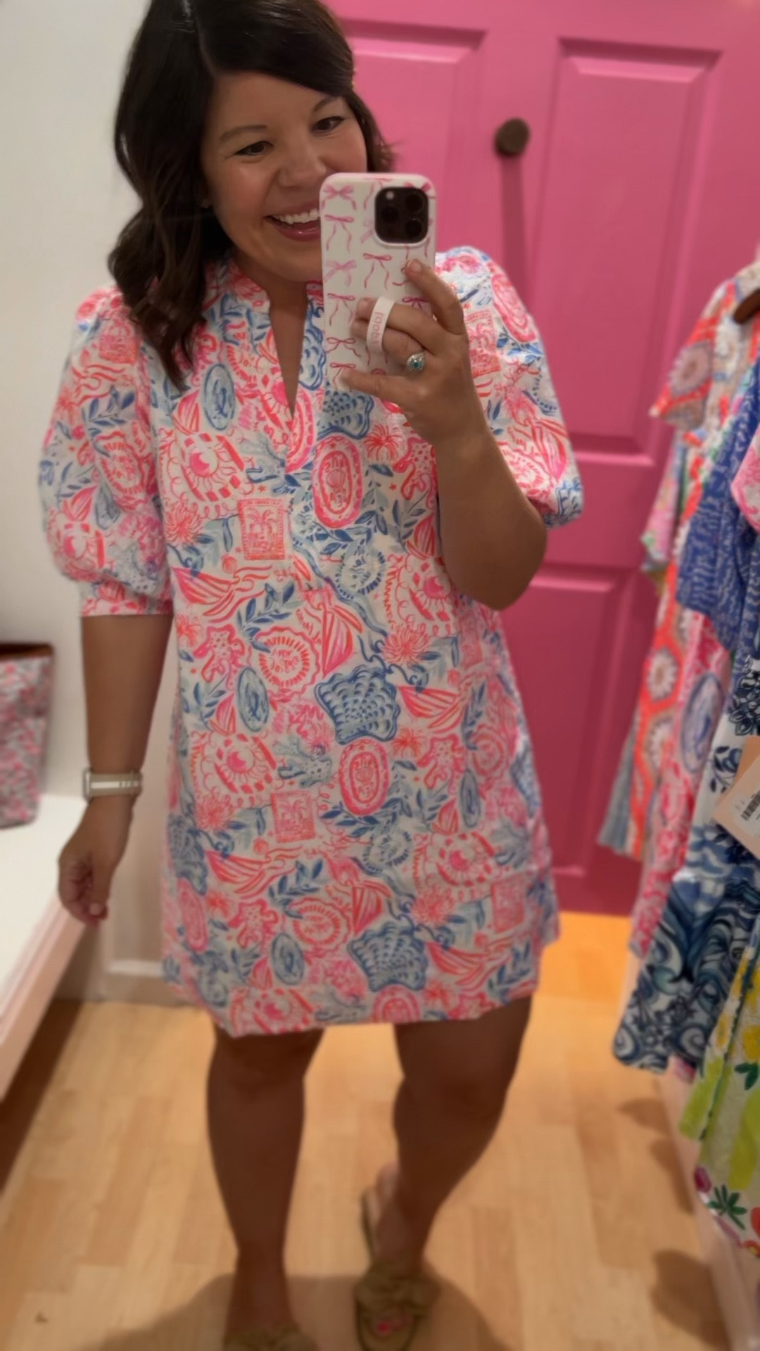 Absolutely in LOVE with THIS NEW ARRIVAL from Lilly Pulitzer . I’m in a size 6. 