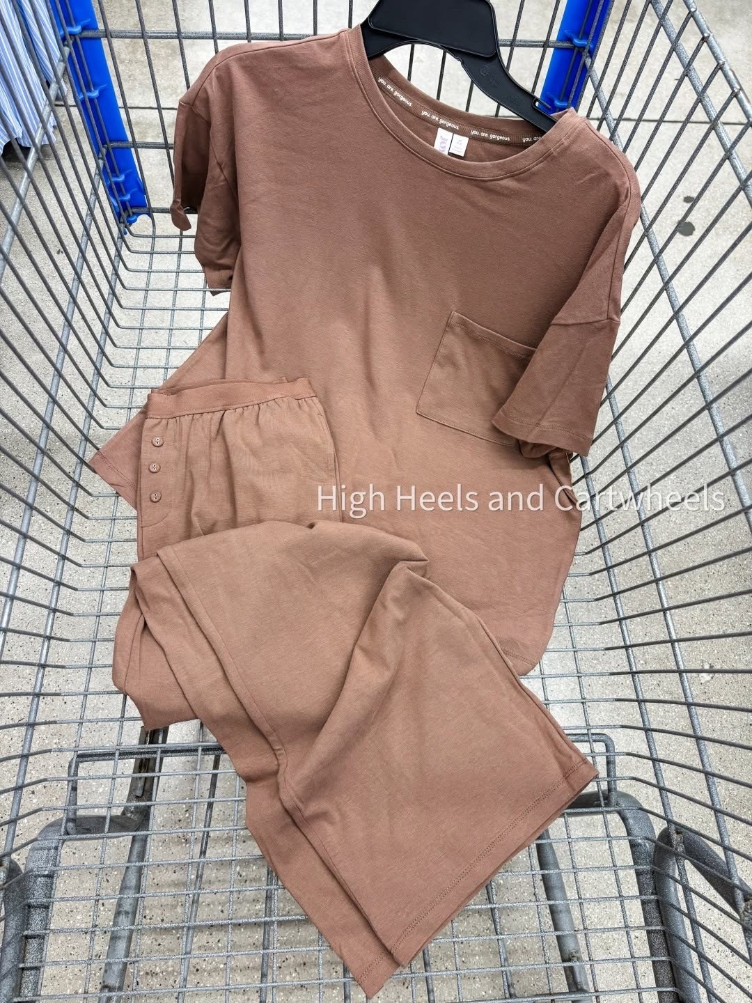 This cozy lounge set is a MUST HAVE!!!🤎 We're OBSESSED with how soft the material is!! More colors available on Walmart's website
