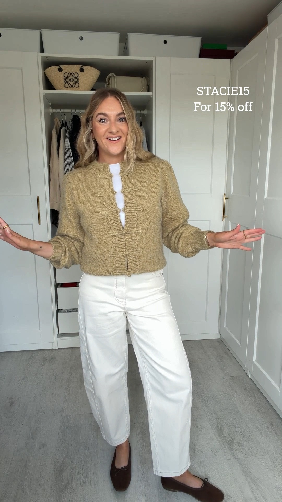 I couldn’t resist this cardigan! I wear a small @Mint Velvet AD #relaxedglamour

#LTKjeans #LTKstyletip #LTKautumn
