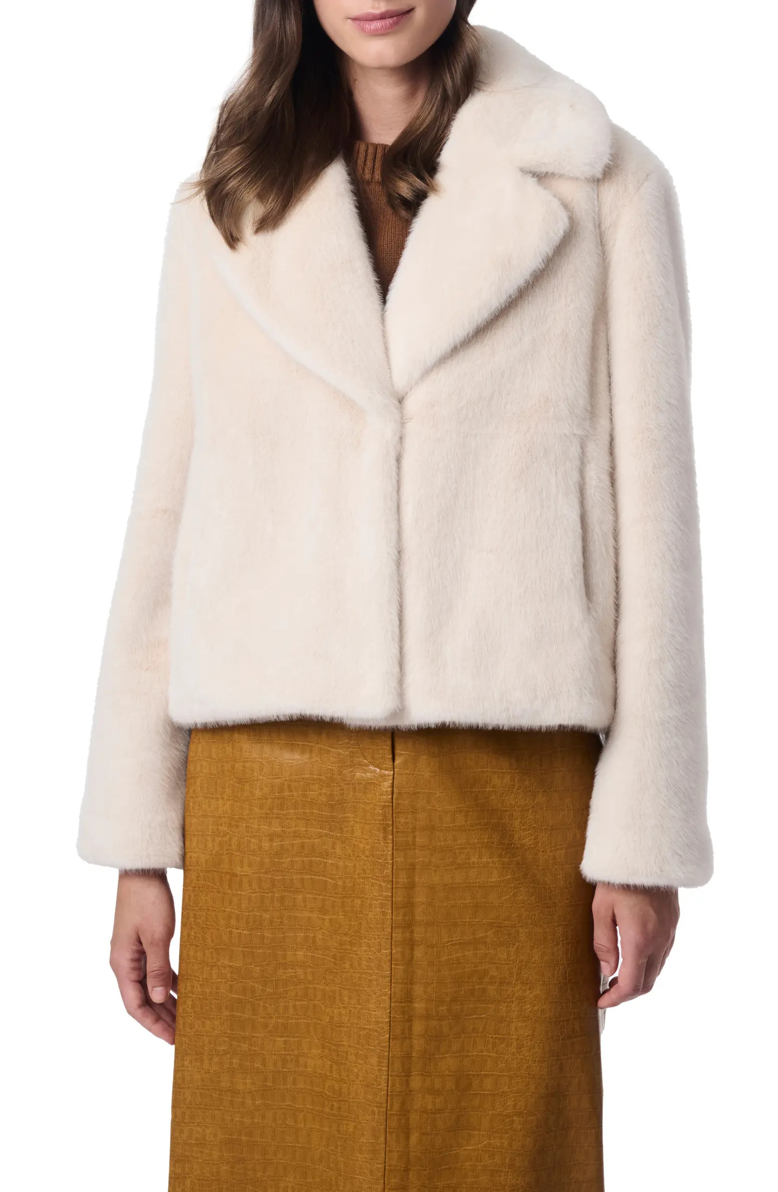 Bernardo Short Faux Fur Coat | Nordstrom | Nordstrom