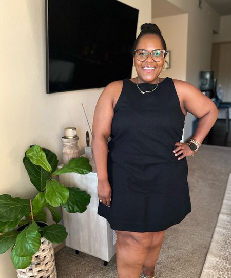 Love this mini linen dress from Abercrombie and Fitch! Love the structure and fit! Very well made. Wearing a size XL.

#LTKunder100 #LTKstyletip #LTKcurves
