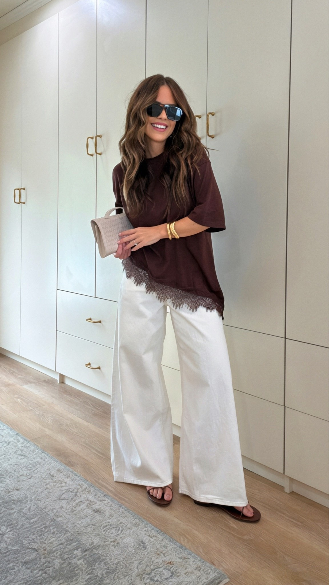These @abercrombie jeans strike again! They’re just so good! Wearing a size 25 short. Small in top 


@amazon #summeroutfit #whitejeans #creamjeans

#LTKootd #LTKxAbercrombie #LTKPetite