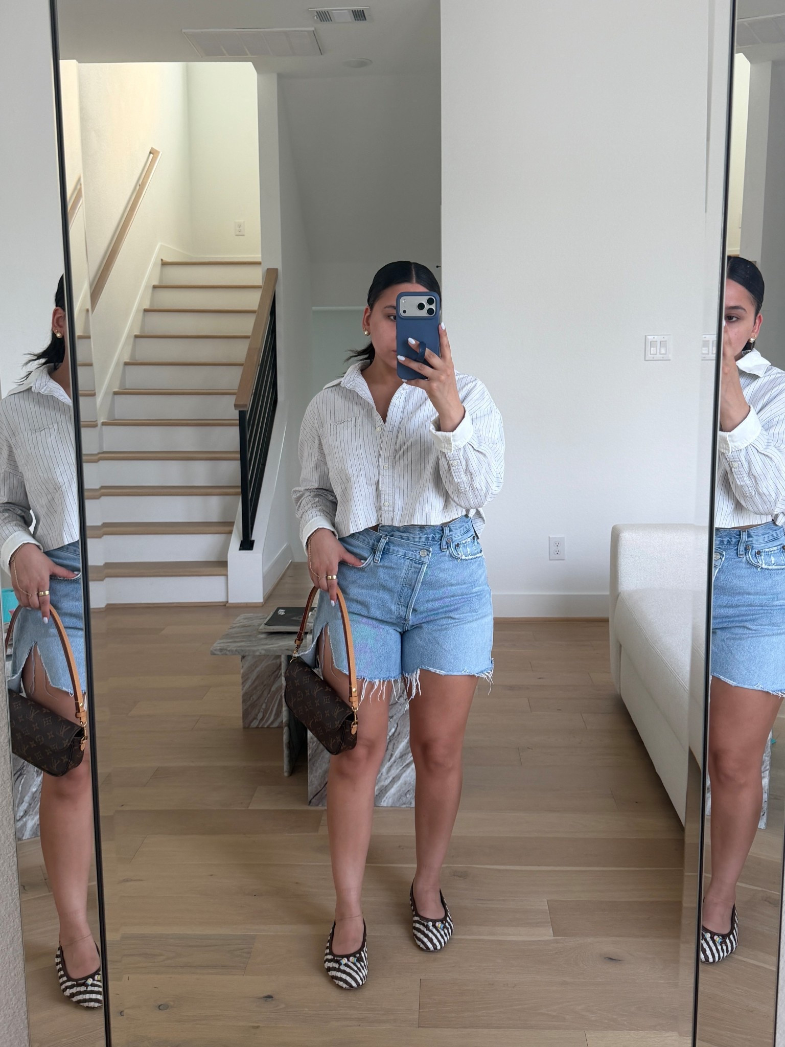 Button down: xs
Shorts: 27
Flats: 7 

#LTKgrwm #LTKootd #LTKxAerie