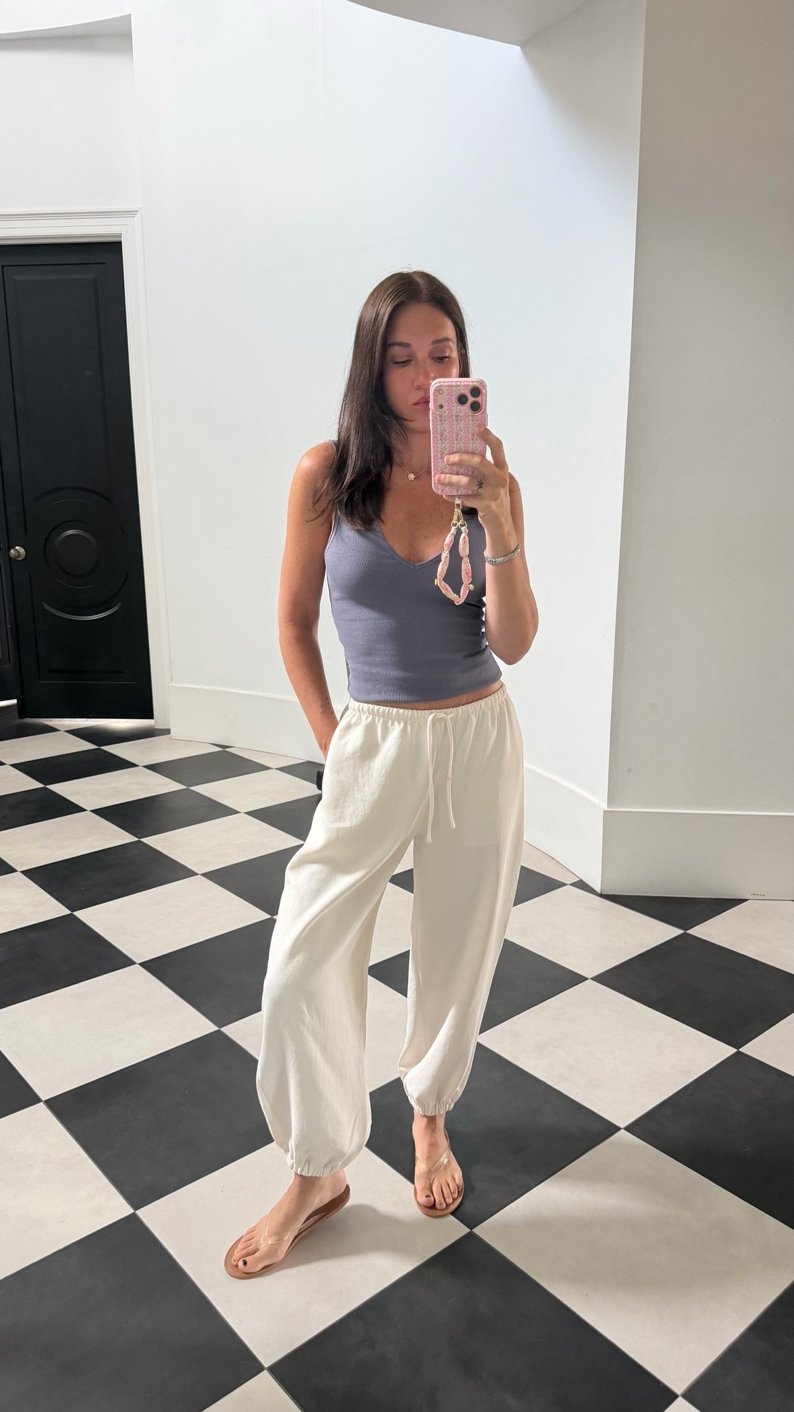 Wearing XXS in pants

#LTKgrwm #LTKootd #LTKmomlife