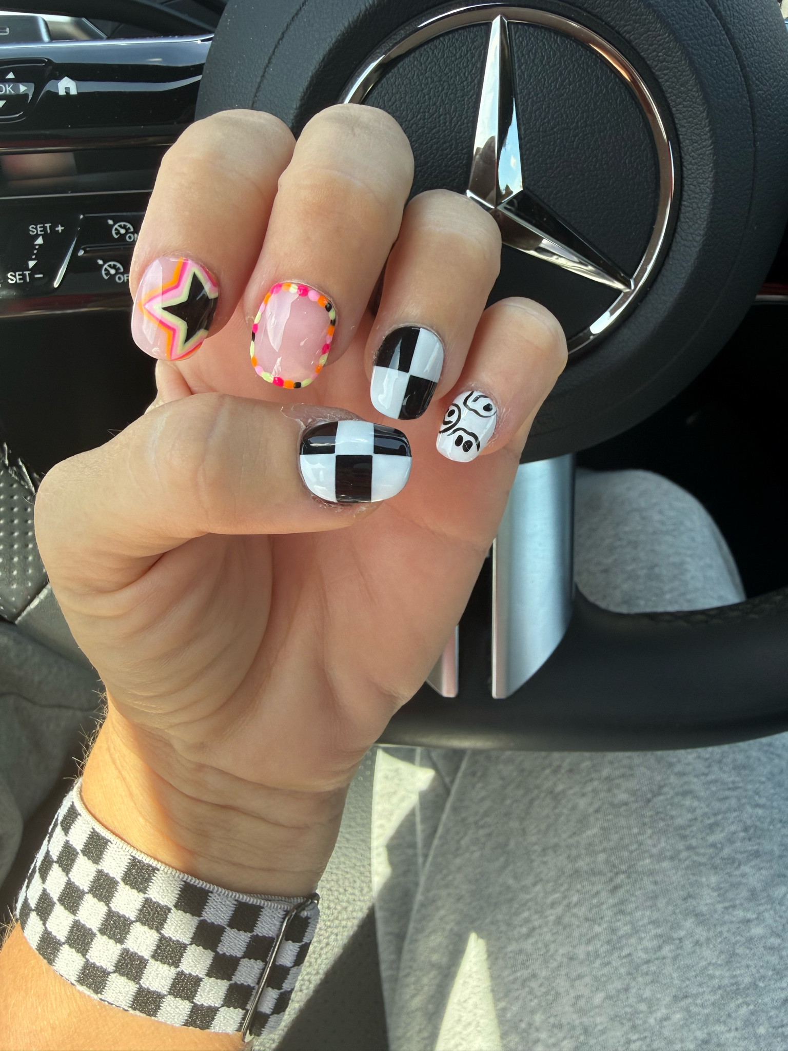 Current nails and I’m OBSESSED 🤍💅
Custom press-on nails that last up to 2 weeks, look salon quality, and everyone always thinks I had them professionally done 👏🏼
Seriously cannot recommend AMPnailz enough — they are THE BEST.

#LTKBeauty #PressOnNails #NailObsessed #SalonQualityNails #AMPNails #BeautyFinds

#LTKselfcare #LTKBeauty #LTKmomlife