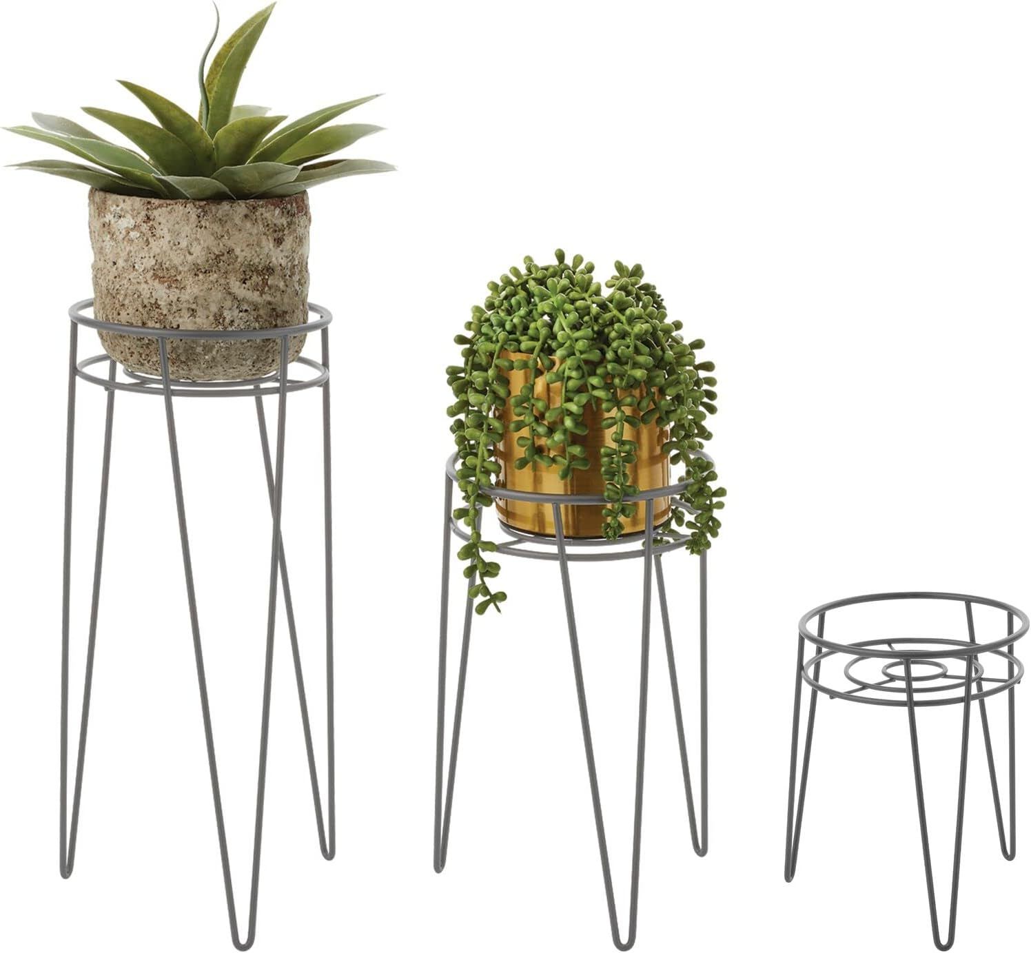 mDesign Metal Indoor/Outdoor Plant Stands - Modern Plant Stand with Hairpin Legs for Flowers, Pla... | Amazon (CA)