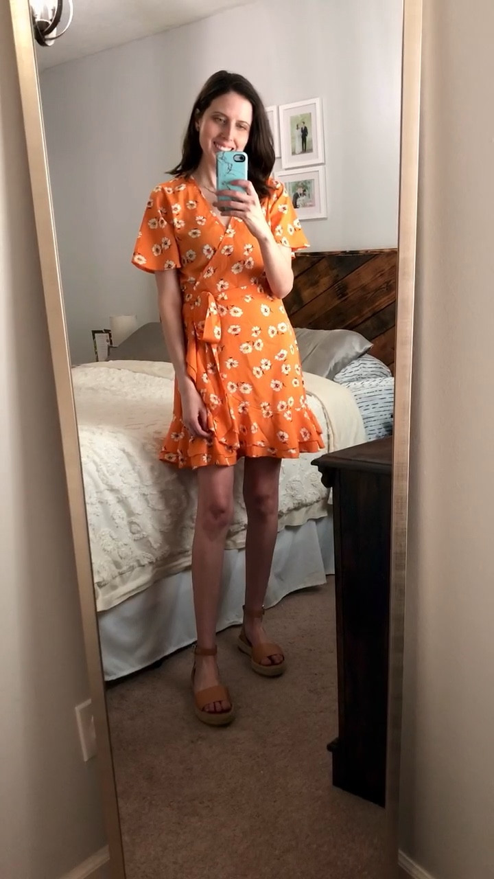 How darling is this daisy print dress?
Wearing a size 2, fits tts
Love orange for spring and summer lots of options linked 🍊 

Easter dress
Floral dress
Summer dress
Family photos
Spring break dress
Vacation dress



#LTKSpringSale #LTKVideo #LTKSeasonal