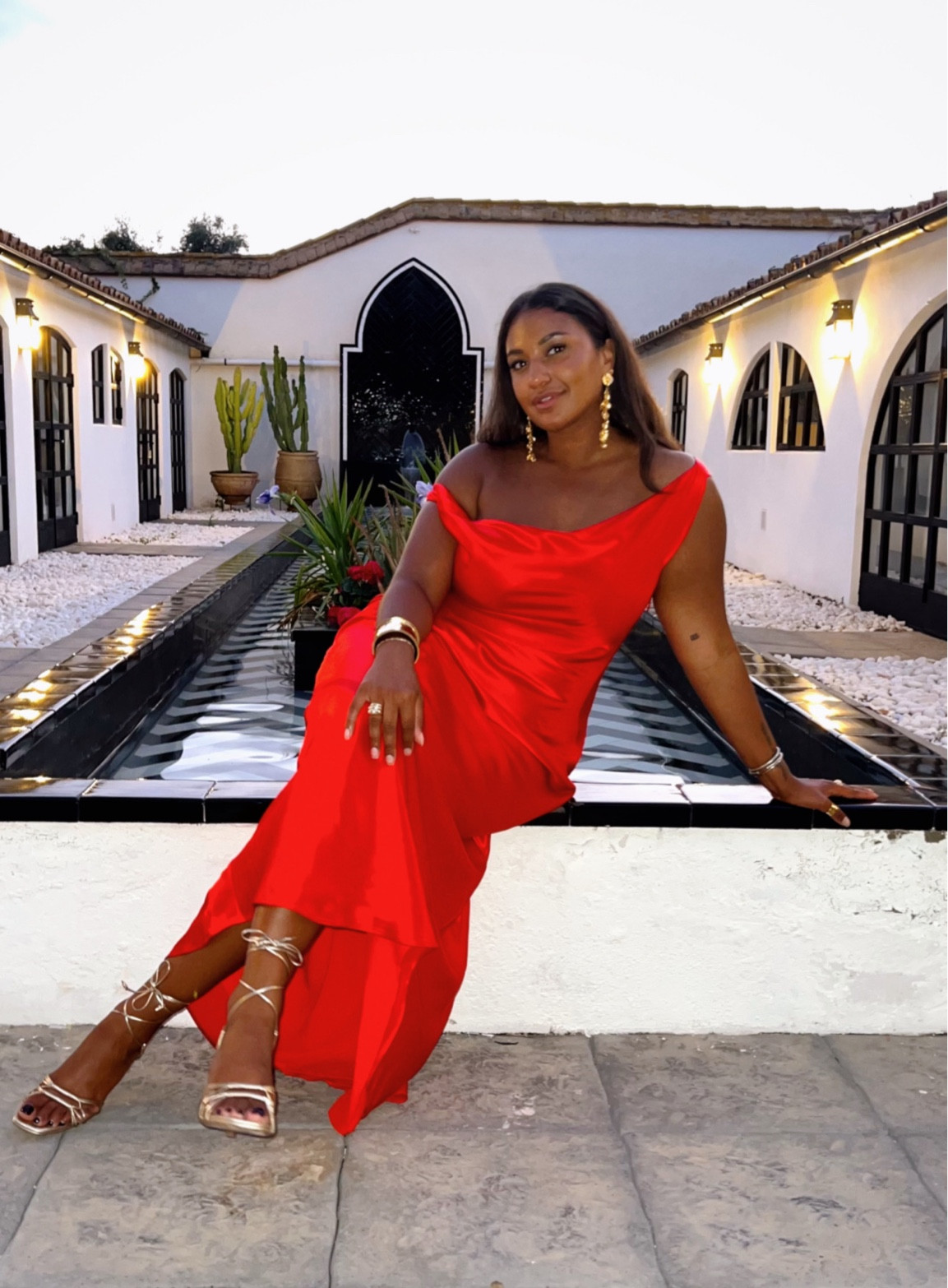 Stunning red wedding guest dress 

#LTKMidsize #LTKSaleAlert